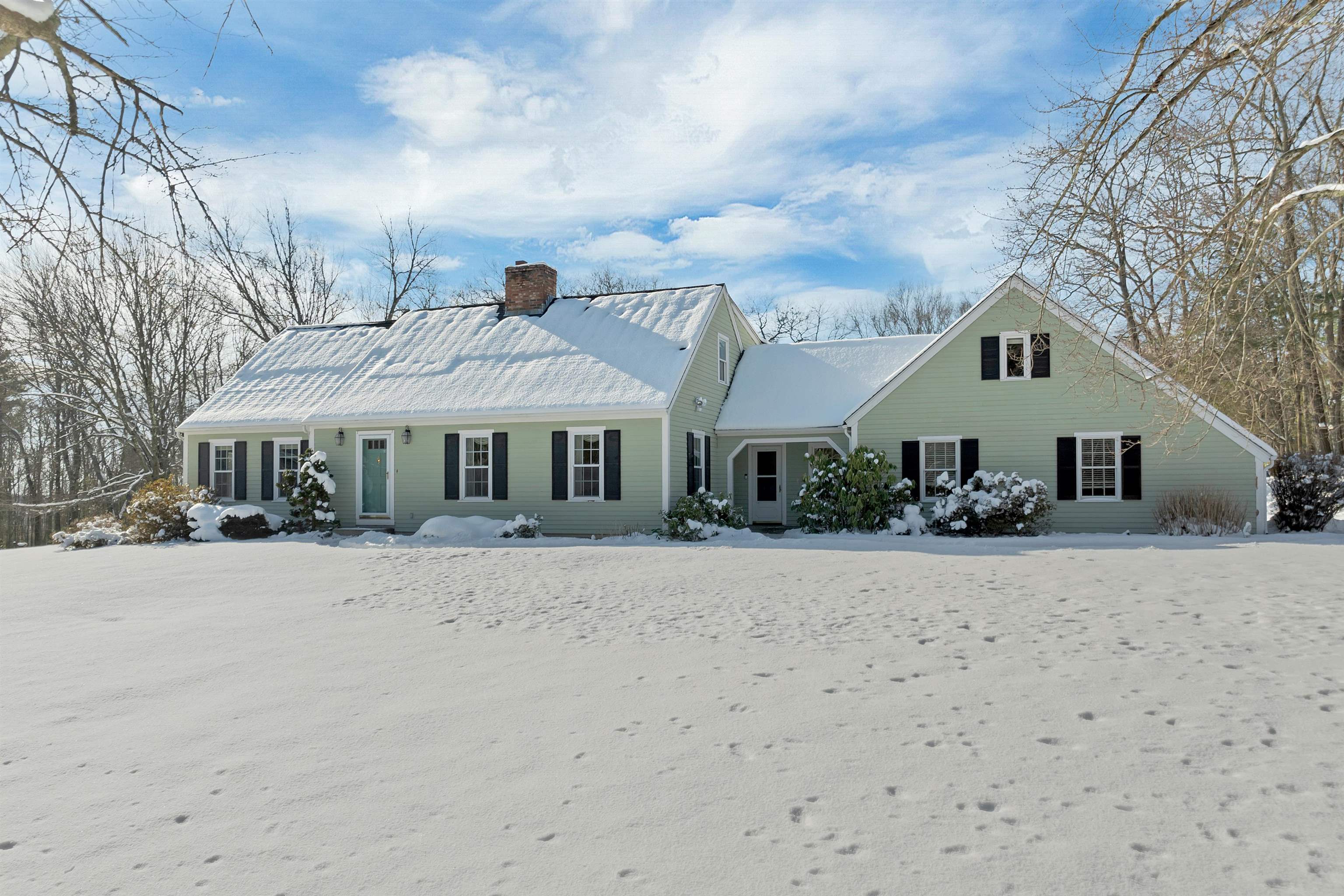 36 Prescott Heights Rd, Hooksett, NH 03106