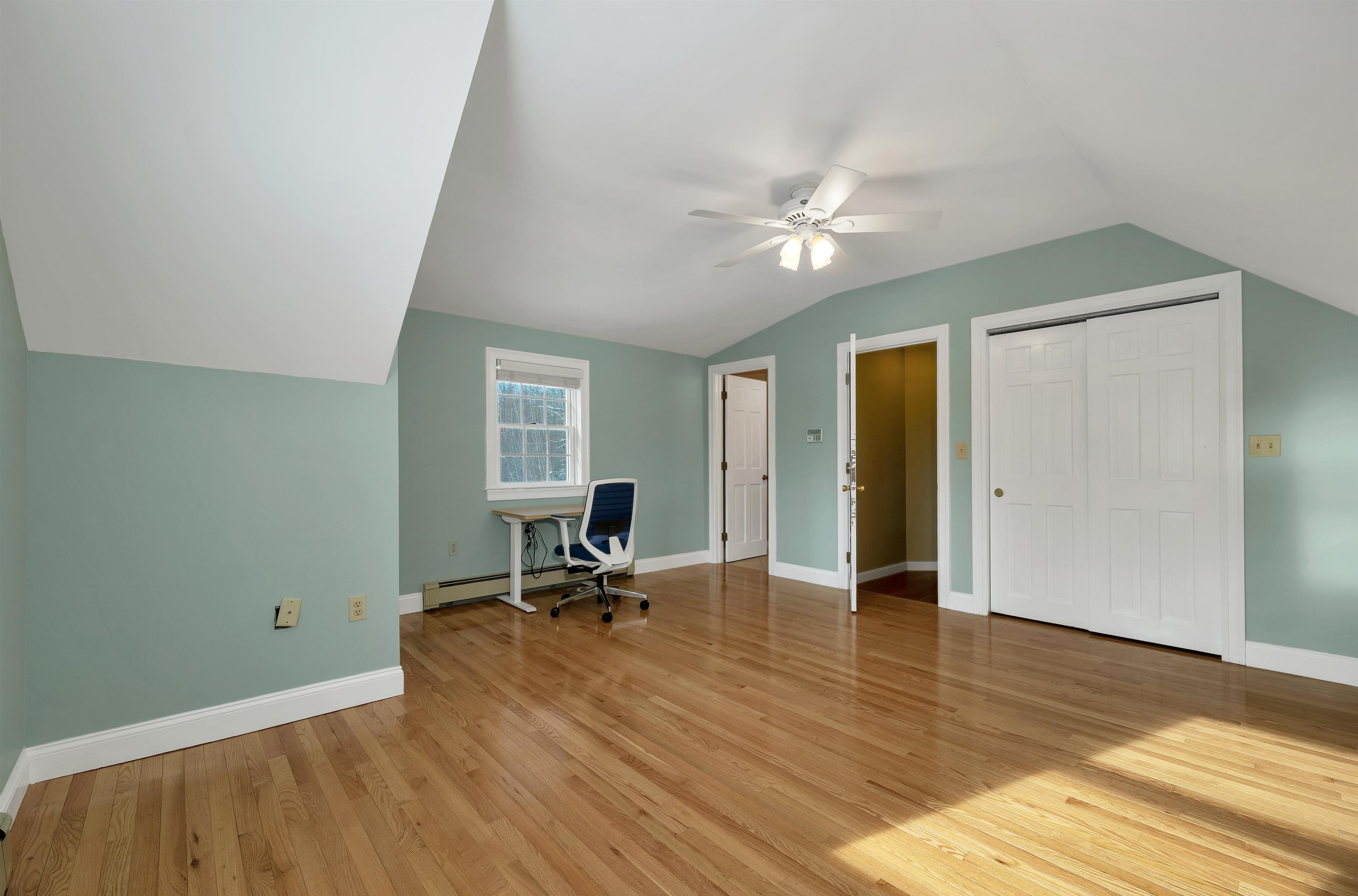 36 Prescott Heights Rd, Hooksett, NH 03106