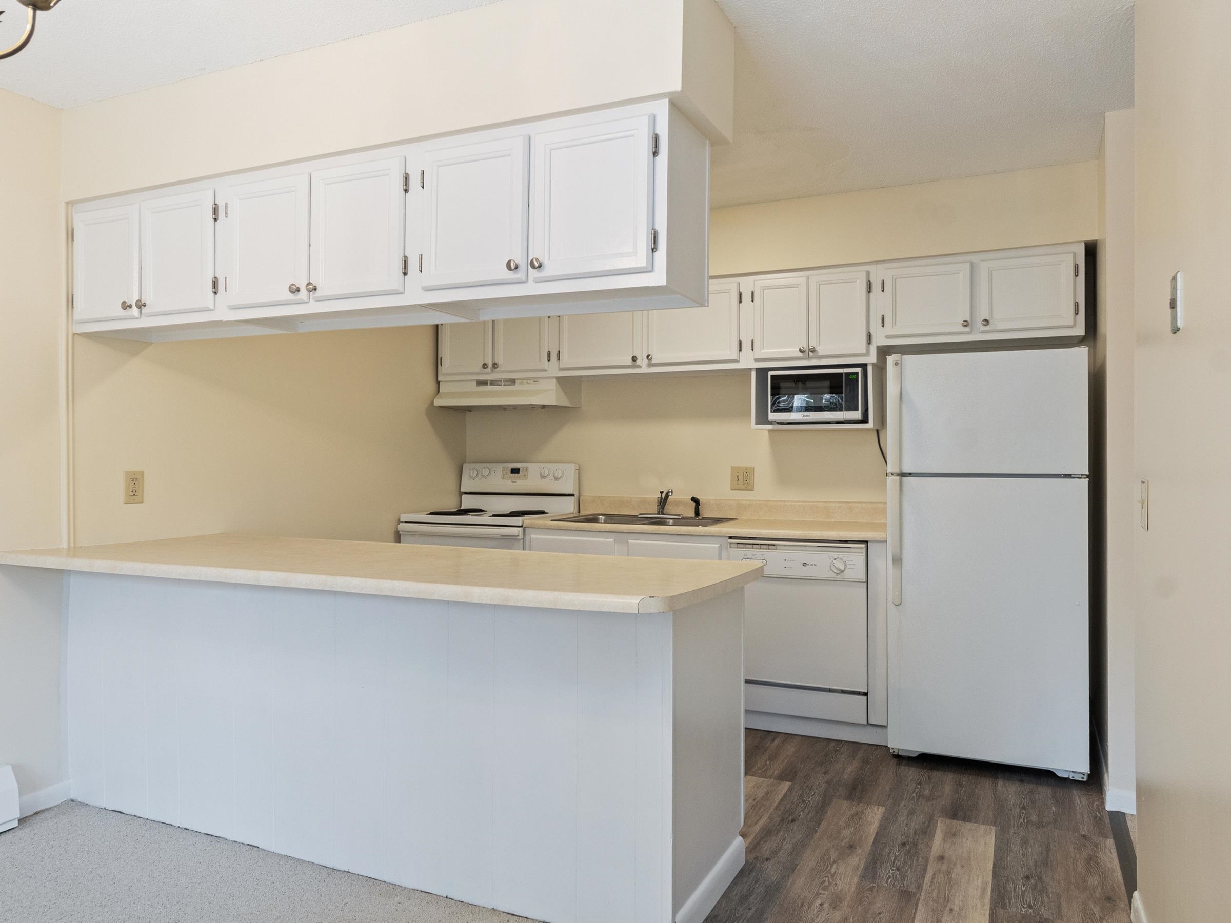 Homes for sale in South Burlington, VT | 310 Bay Crest Dr, South Burlington, VT 05403 | MLS# 5075115