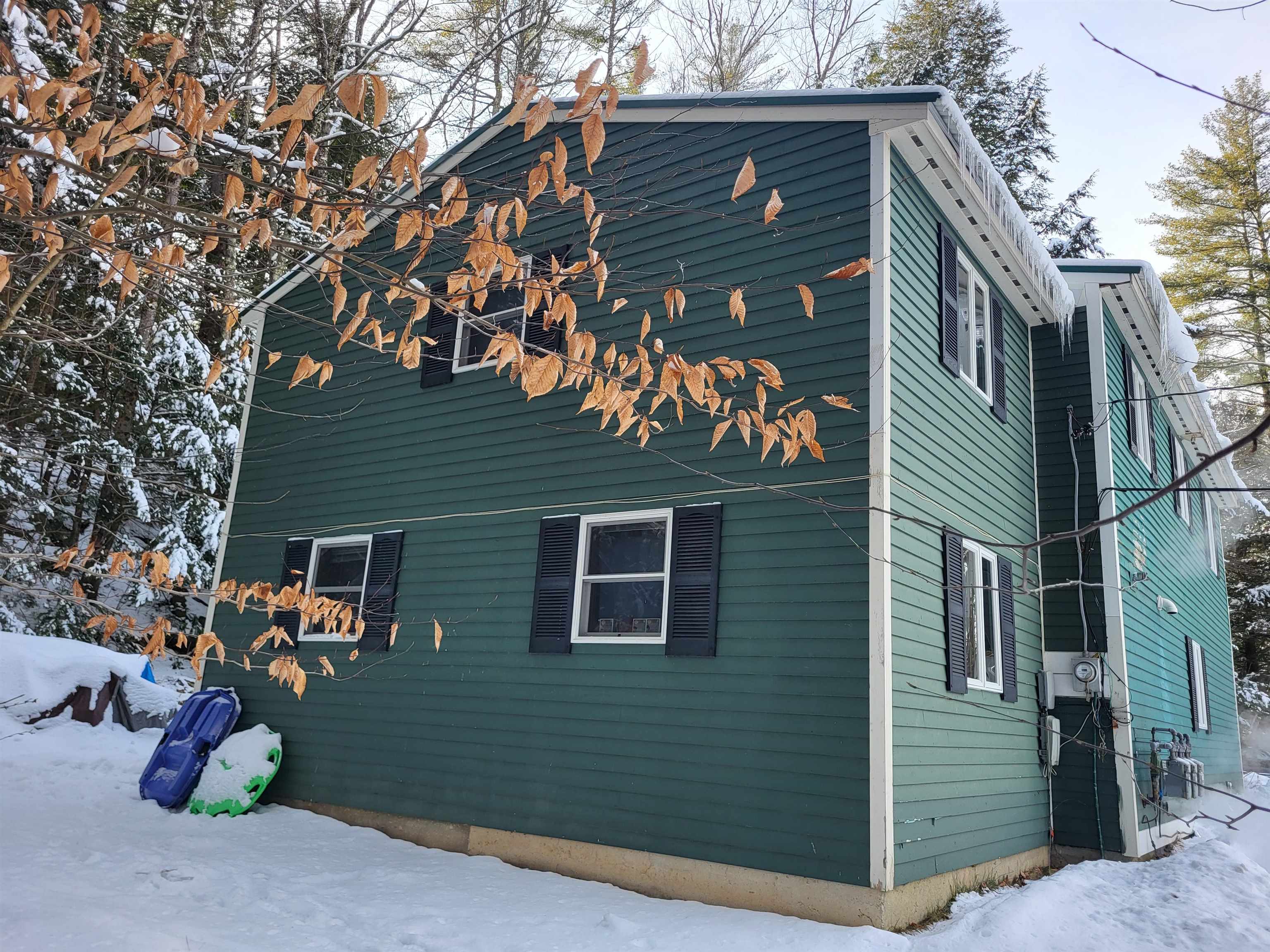 1583 River Rd, Weare, NH 03281