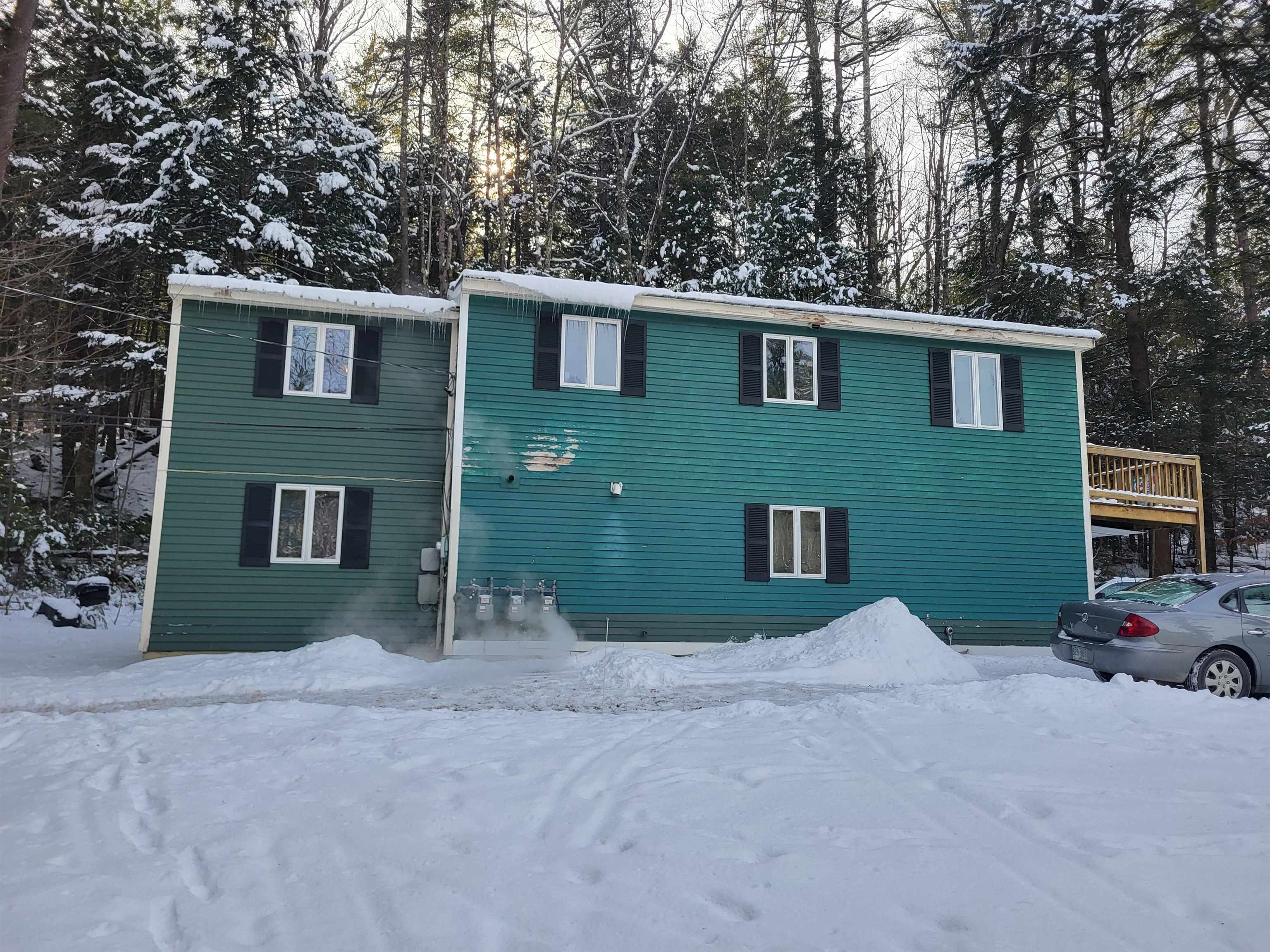 1583 River Rd, Weare, NH 03281