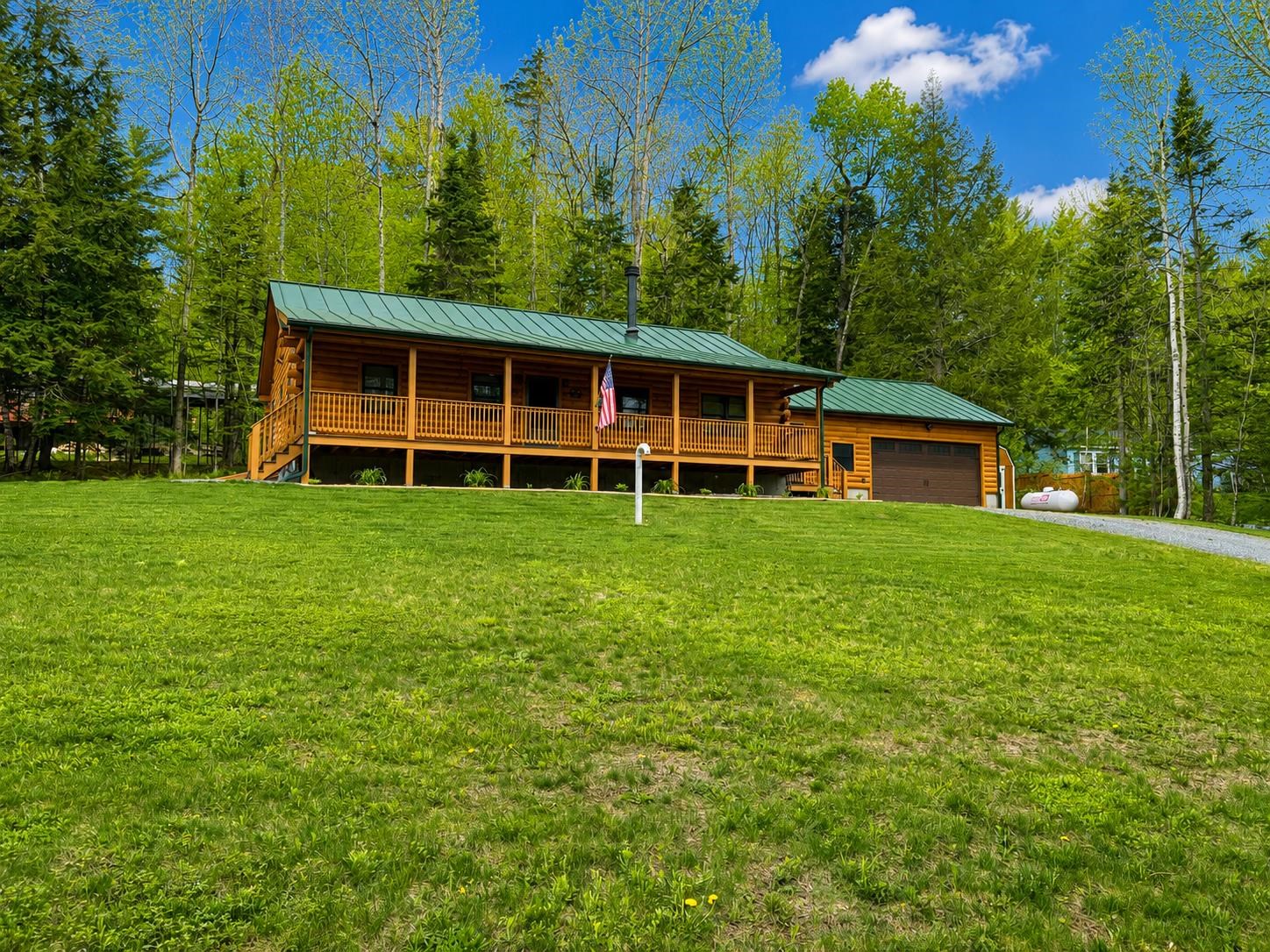 Village of Mountain Lakes in Town of Haverhill NH&nbsp;Home for sale $$499,000 $364 per sq.ft.