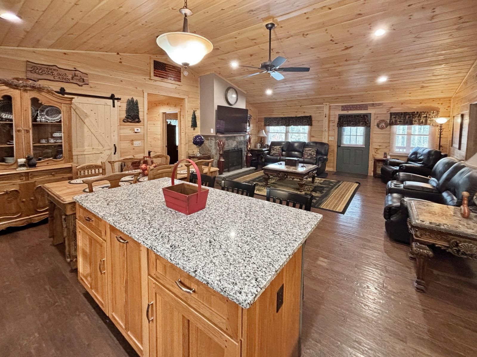 Homes for sale in Haverhill, NH | 11 Amherst Ln, Haverhill, NH 03785 | MLS# 5075135