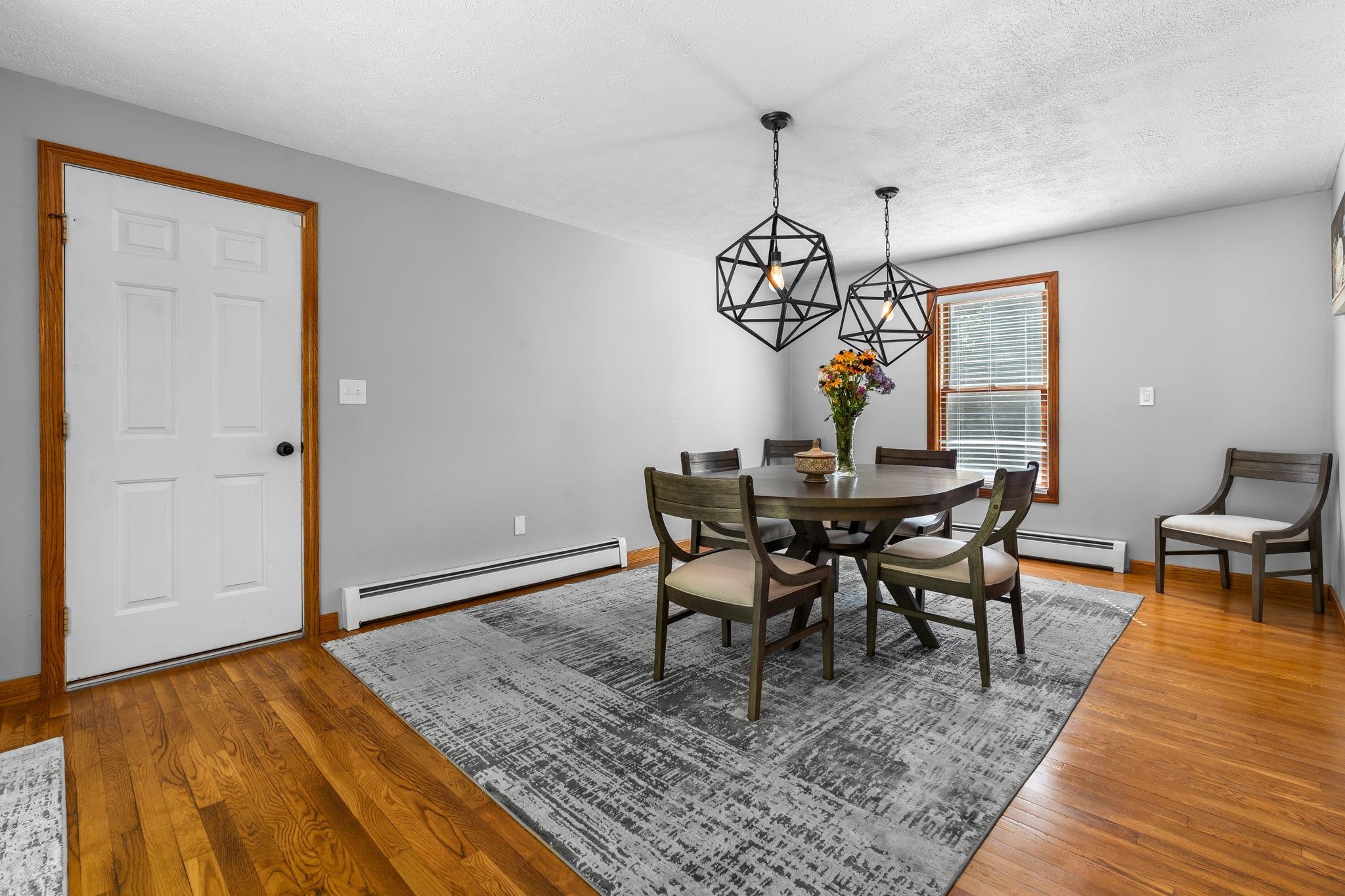 49 Oak Ridge Rd, Weare, NH 03281