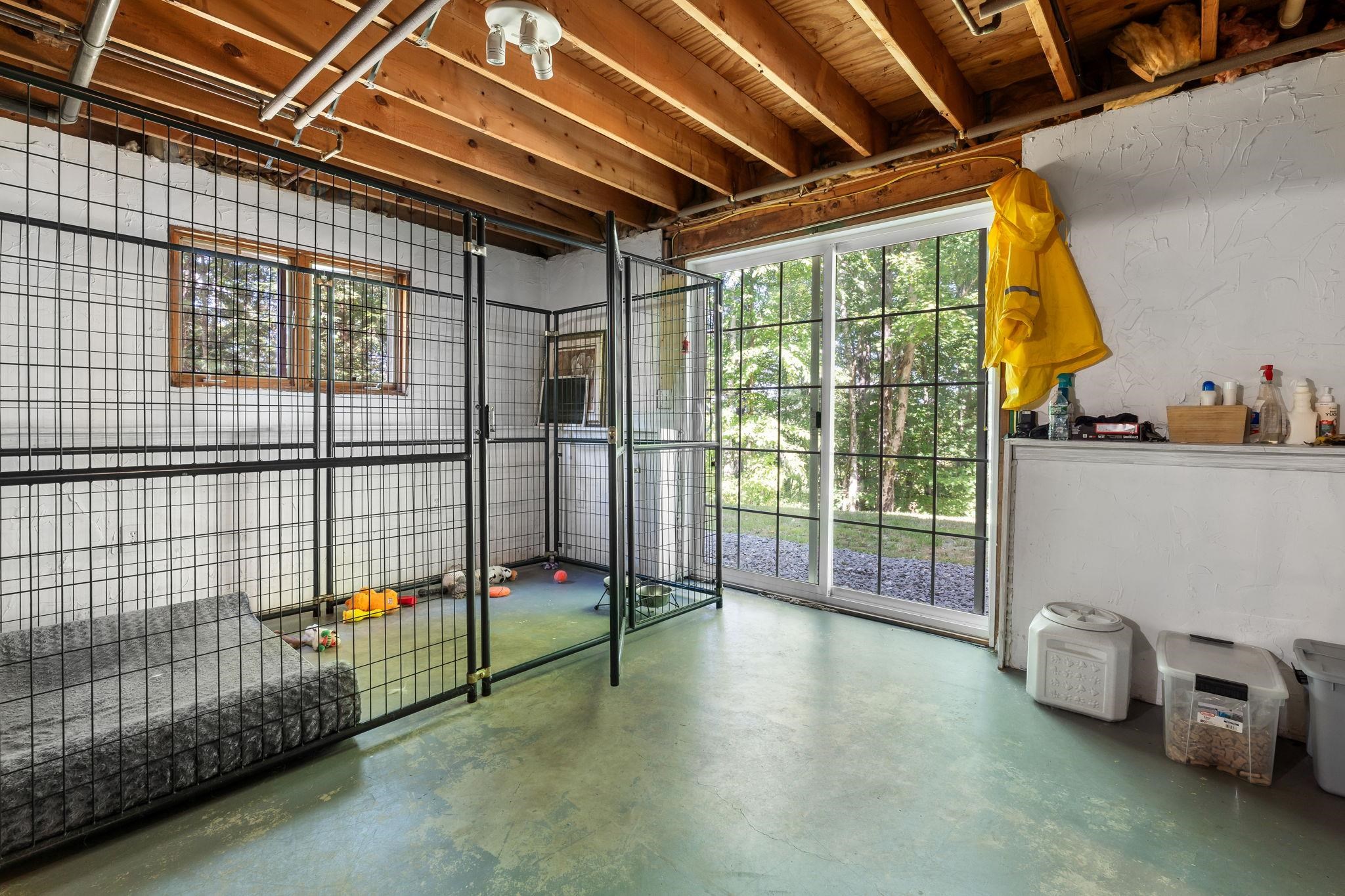 49 Oak Ridge Rd, Weare, NH 03281