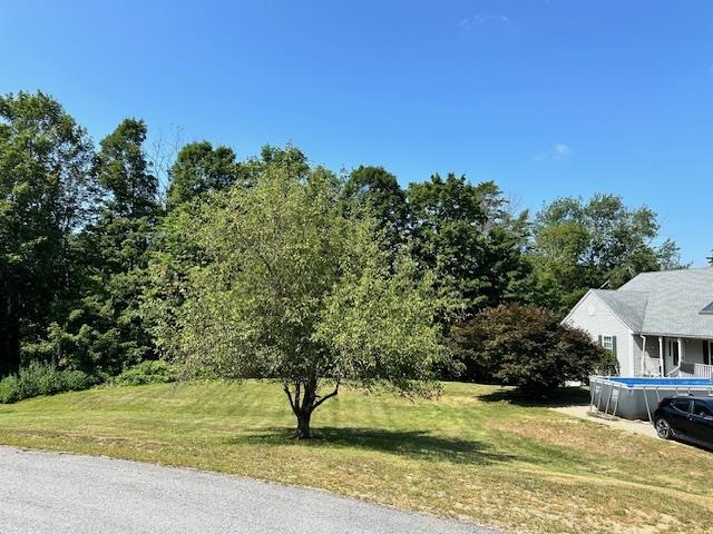 14 Deer Ln, Epsom, NH 03234