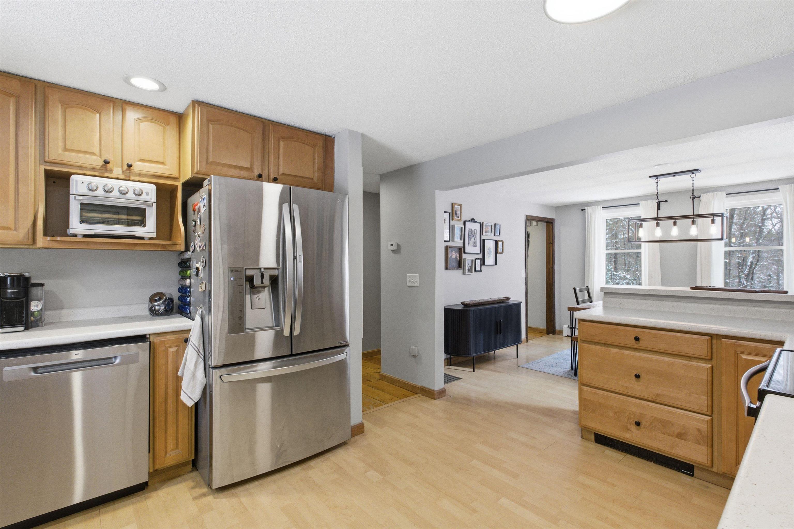 100 Allen Rd, Bow, NH 03304