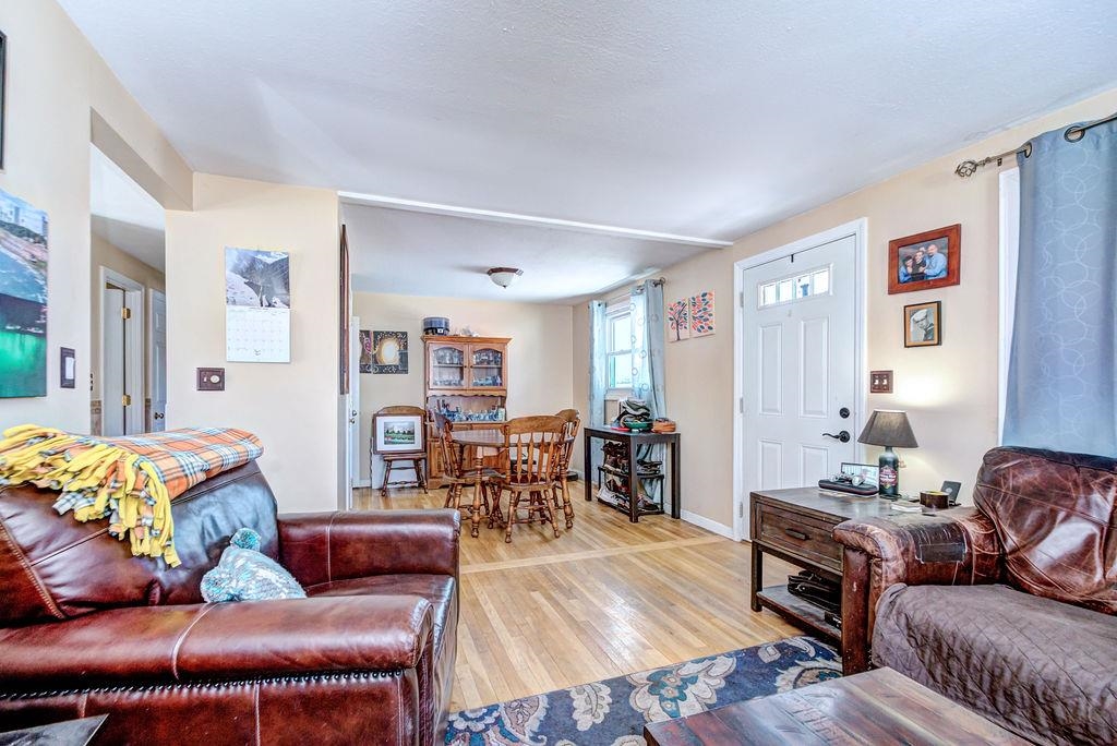 2 Natick St, Nashua, NH 03063