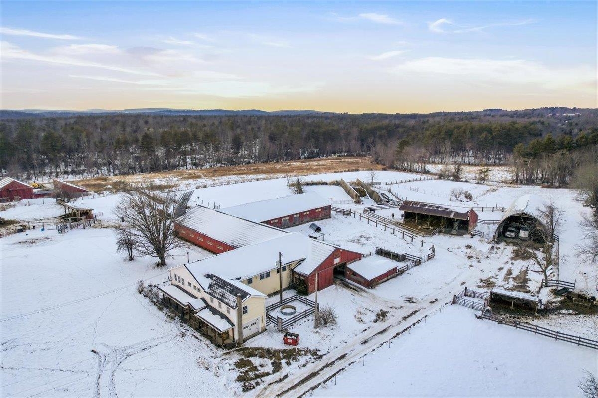 131 Cross Rd, Weare, NH 03281