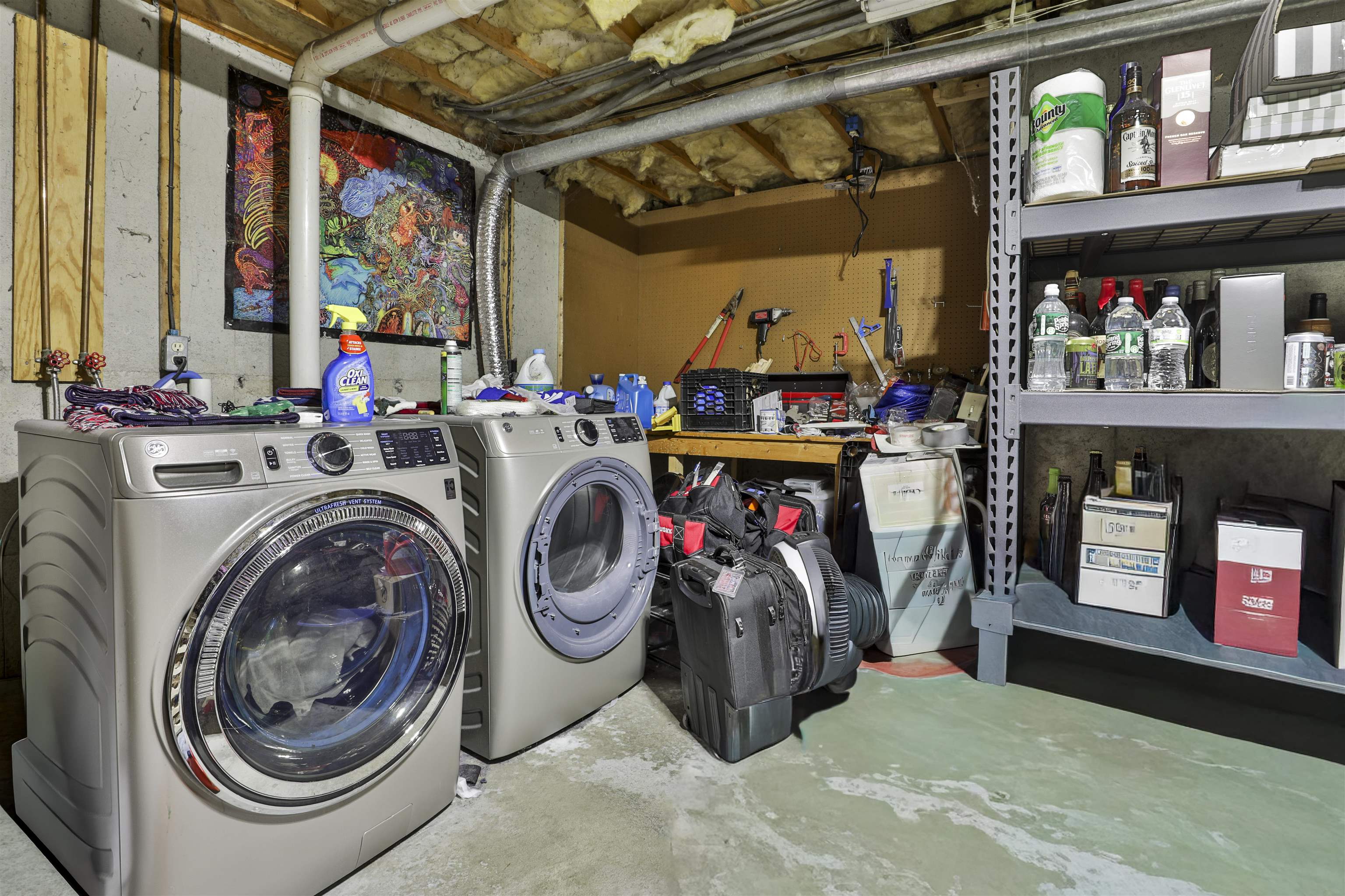 25 Silverton Dr, Nashua, NH 03062