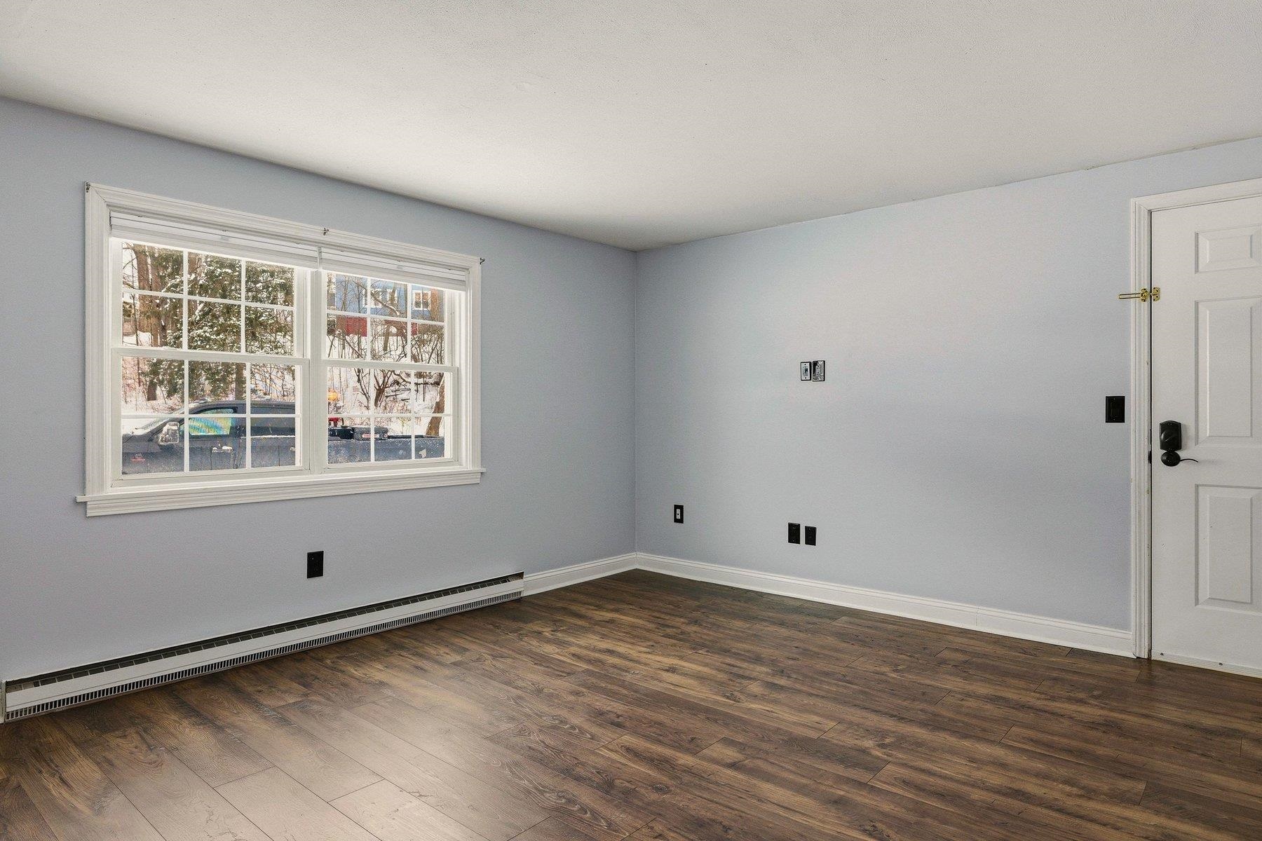 93 Henry Law Ave, Dover, NH 03820