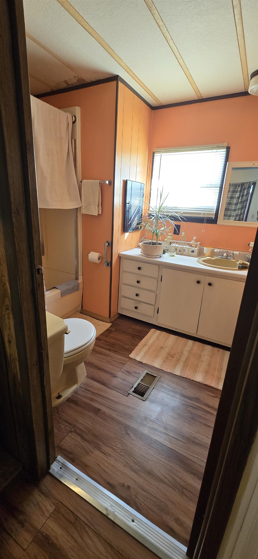 2 Archer Cir, Epsom, NH 03234