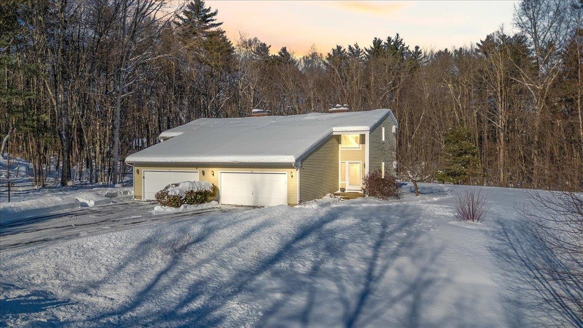19 Jennifer Dr, Concord, NH 03301