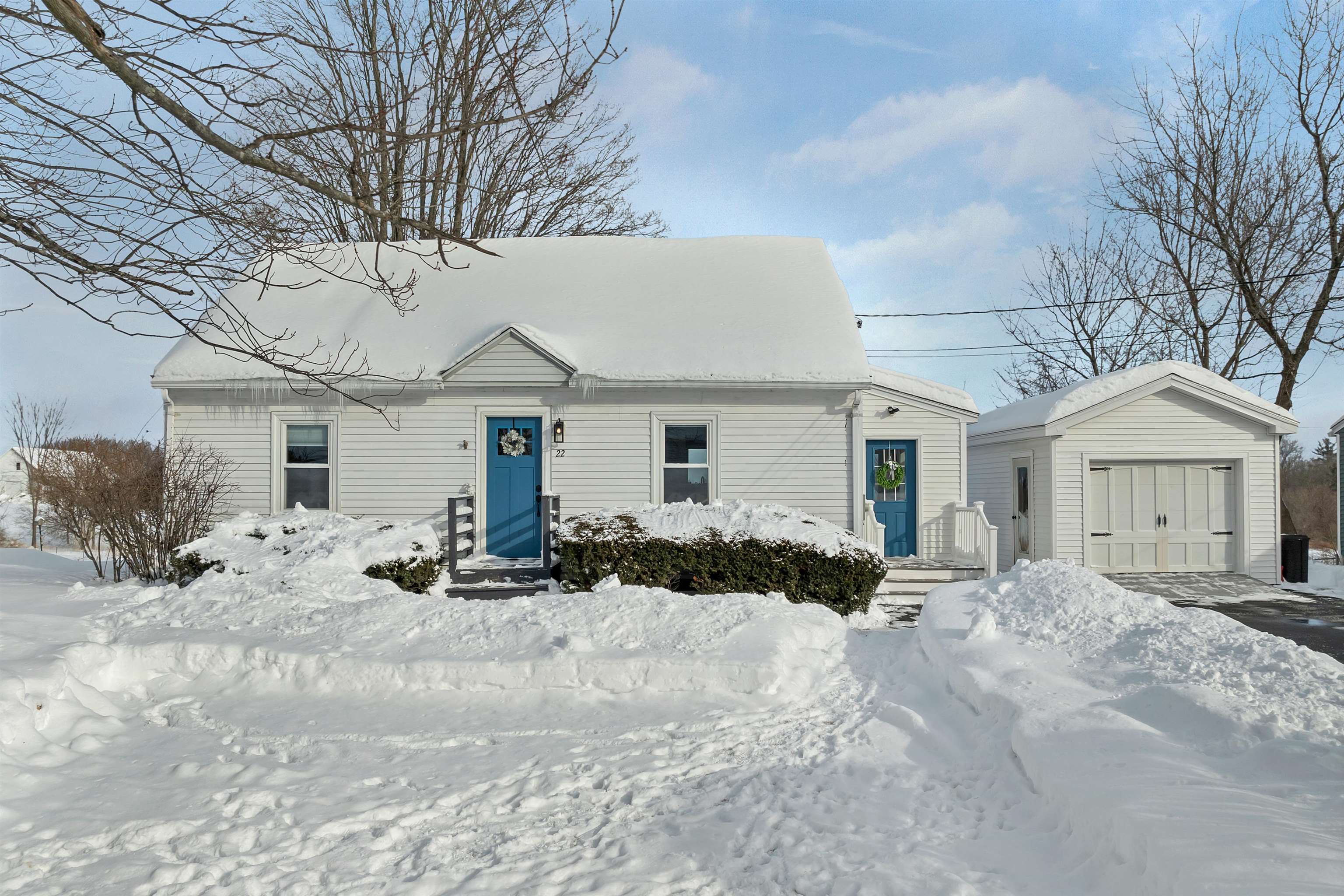 Homes for sale in Bedford, NH | 22 Constance St, Bedford, NH 03110 | MLS# 5075194