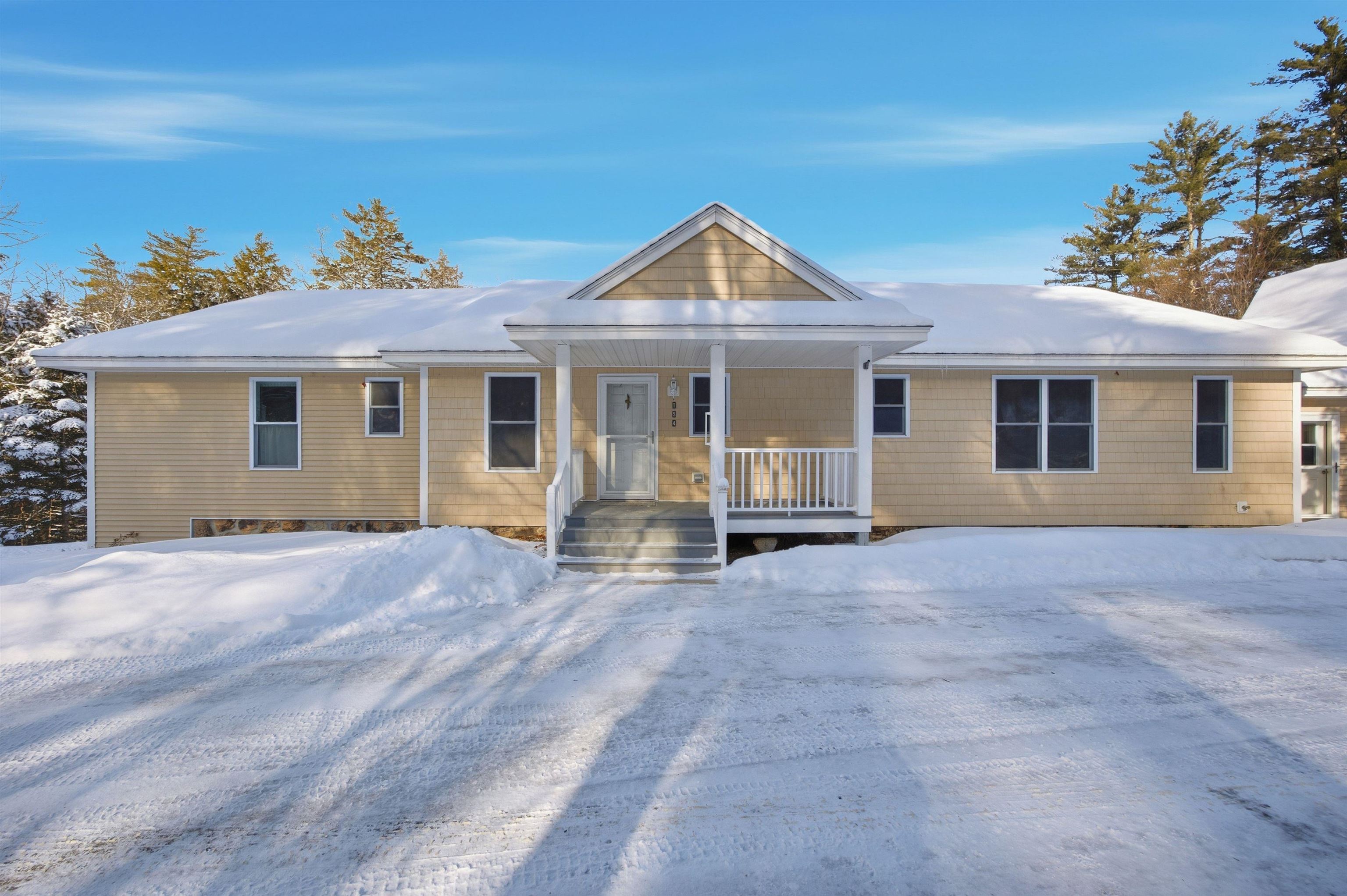 154 Bell Rd, Plymouth, NH 03264