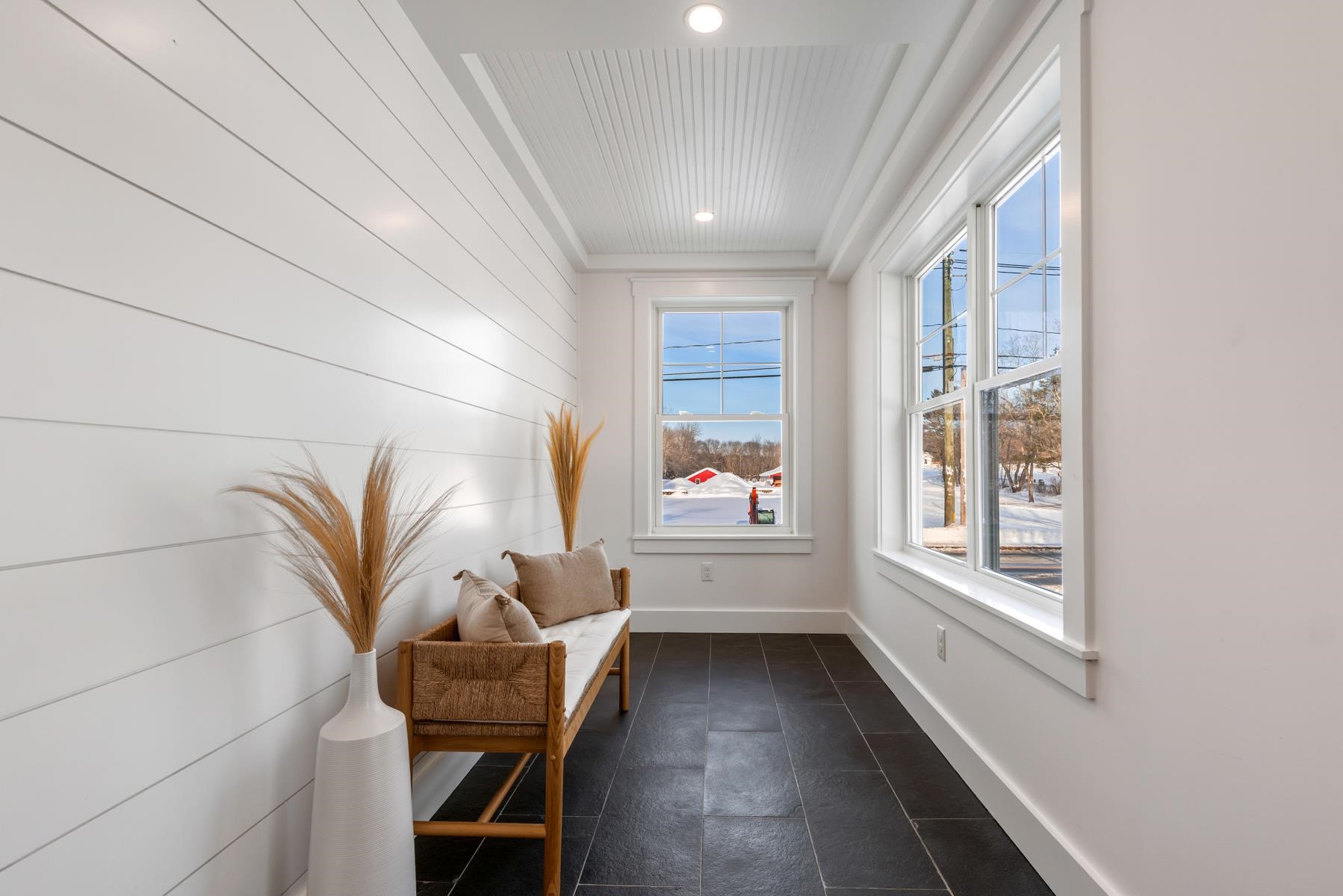 17 Piscassic Rd, Newfields, NH 03856