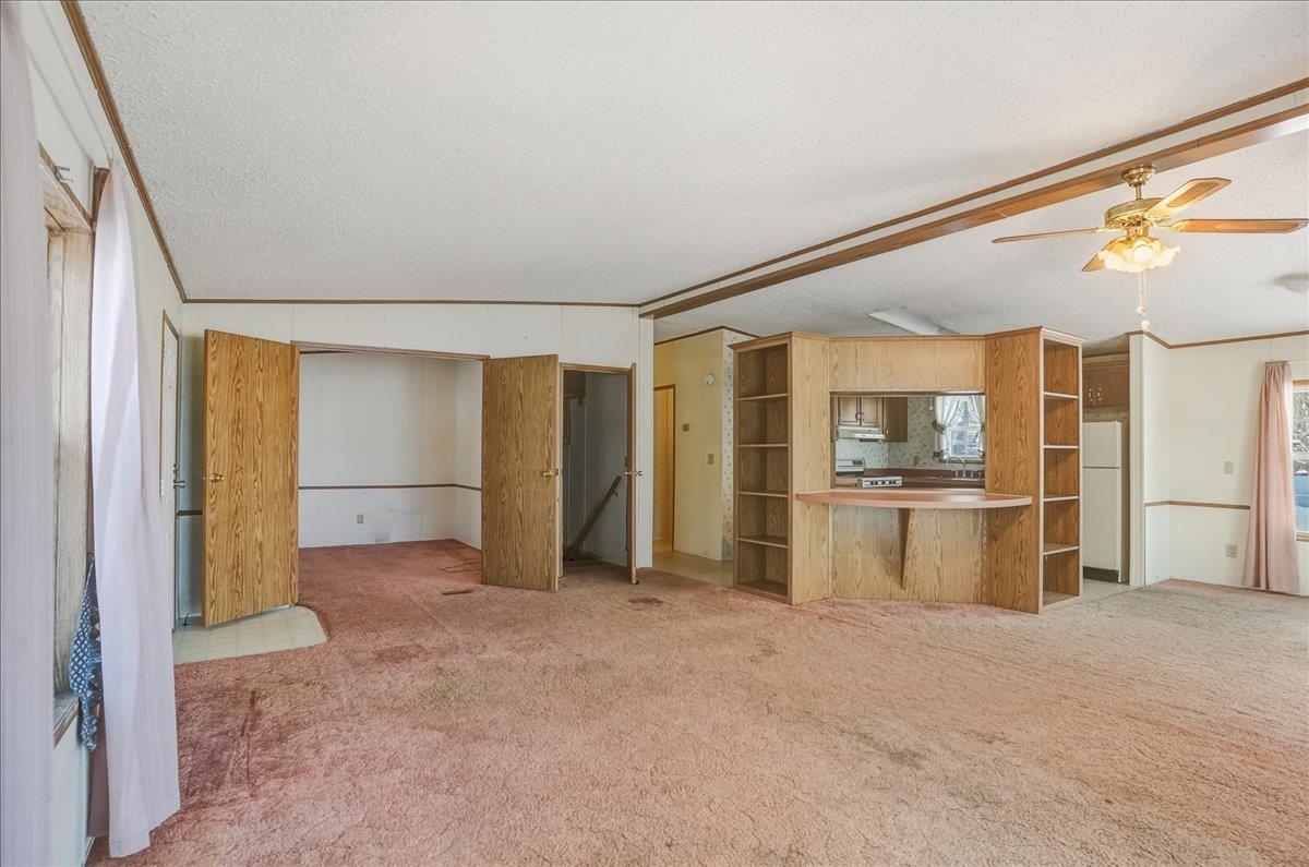 Homes for sale in Colchester, VT | 955 West Lakeshore Dr, Colchester, VT 05446 | MLS# 5075213