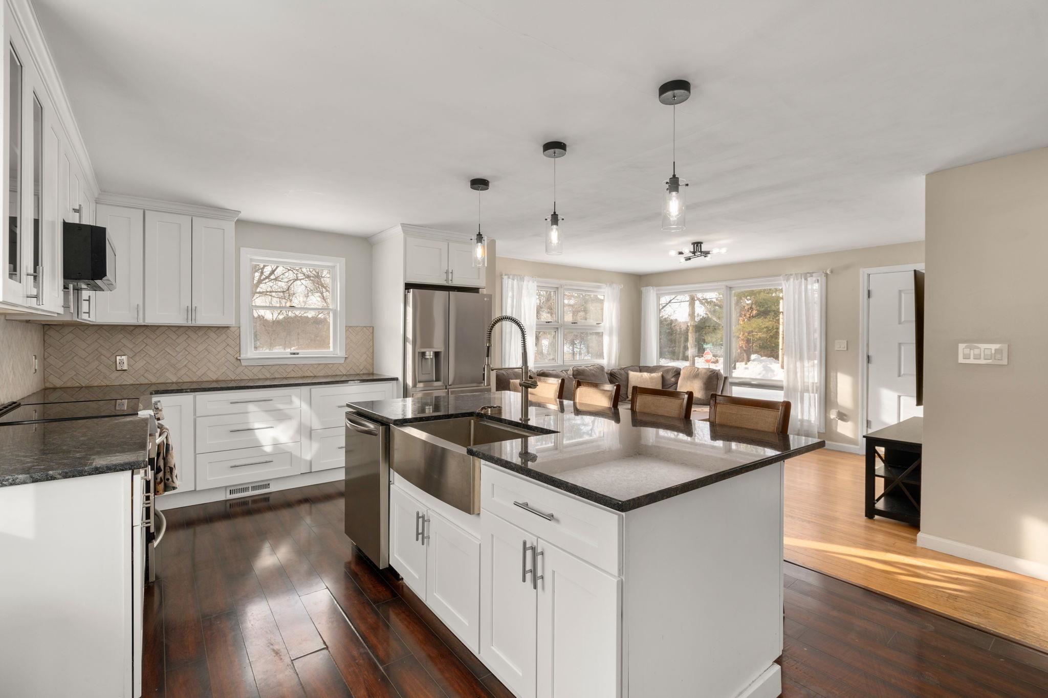 Homes for sale in Salem, NH | 48 Butler St, Salem, NH 03079 | MLS# 5075214