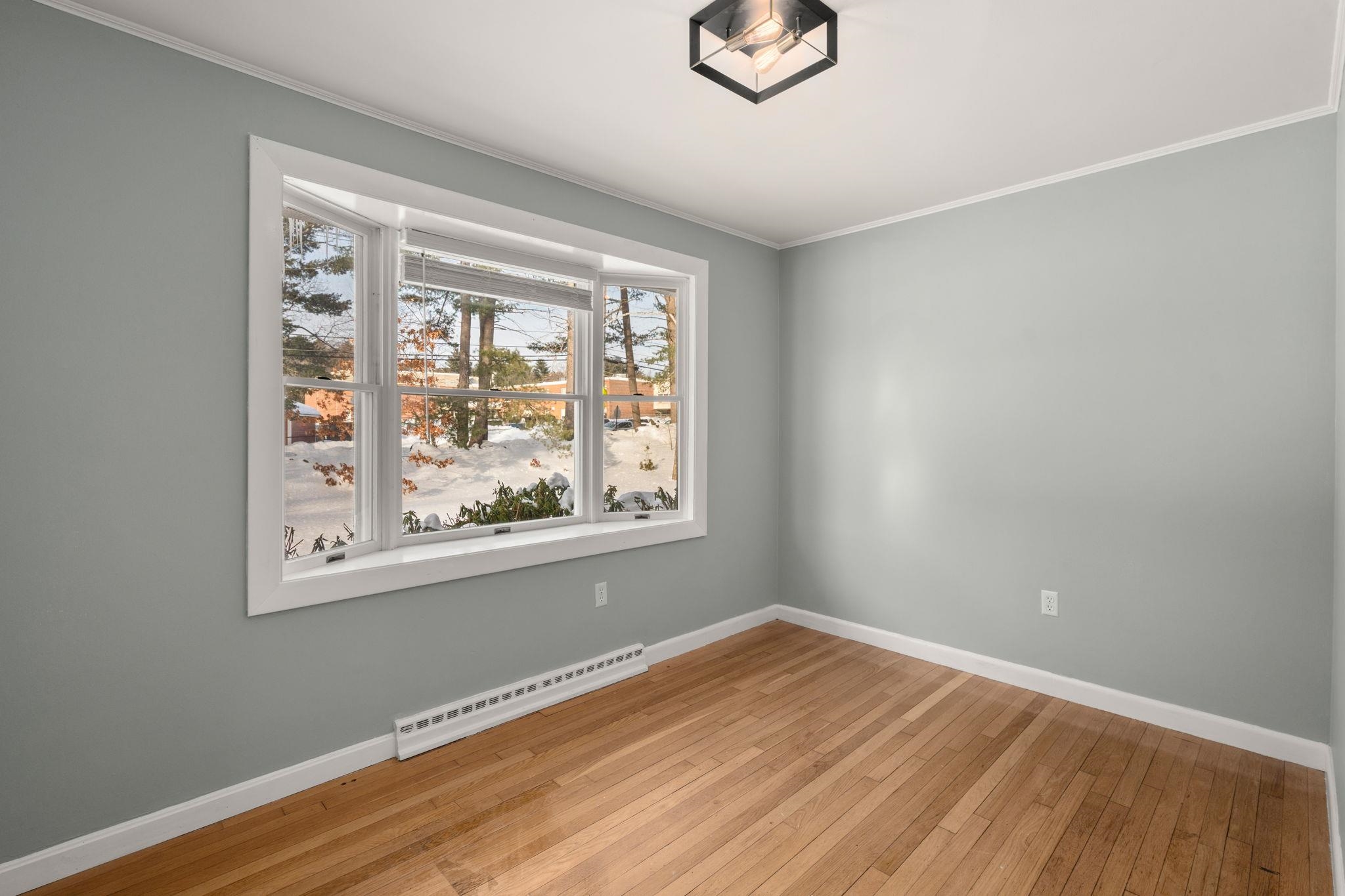 48 Butler St, Salem, NH 03079