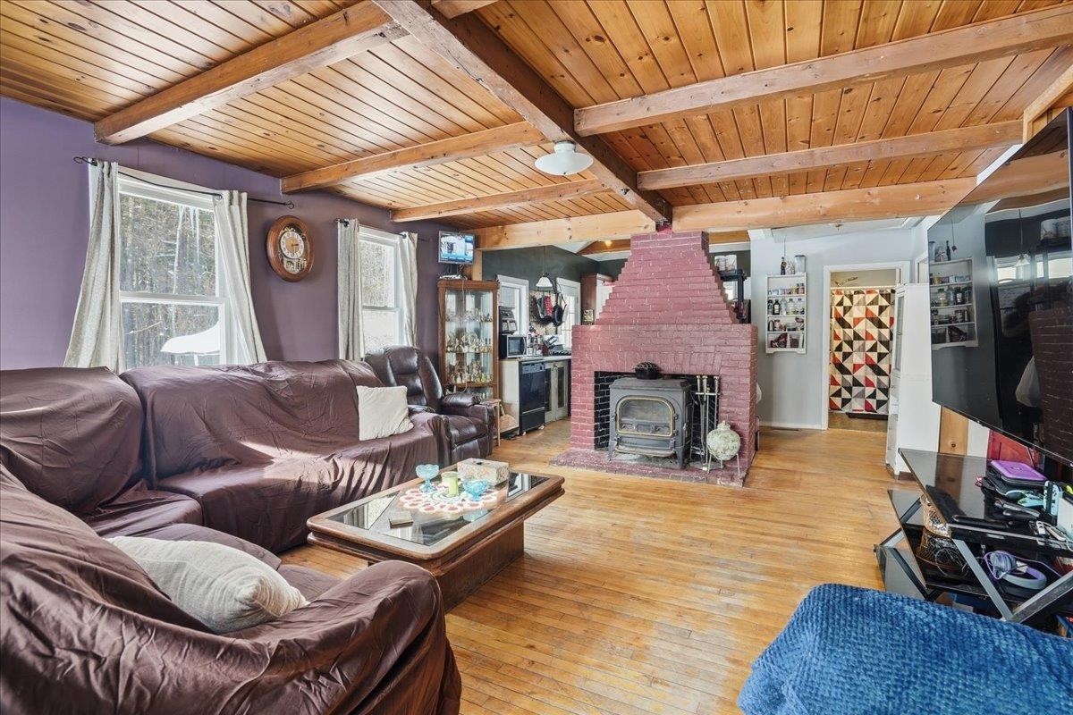 405 Upland St, Manchester, NH 03102