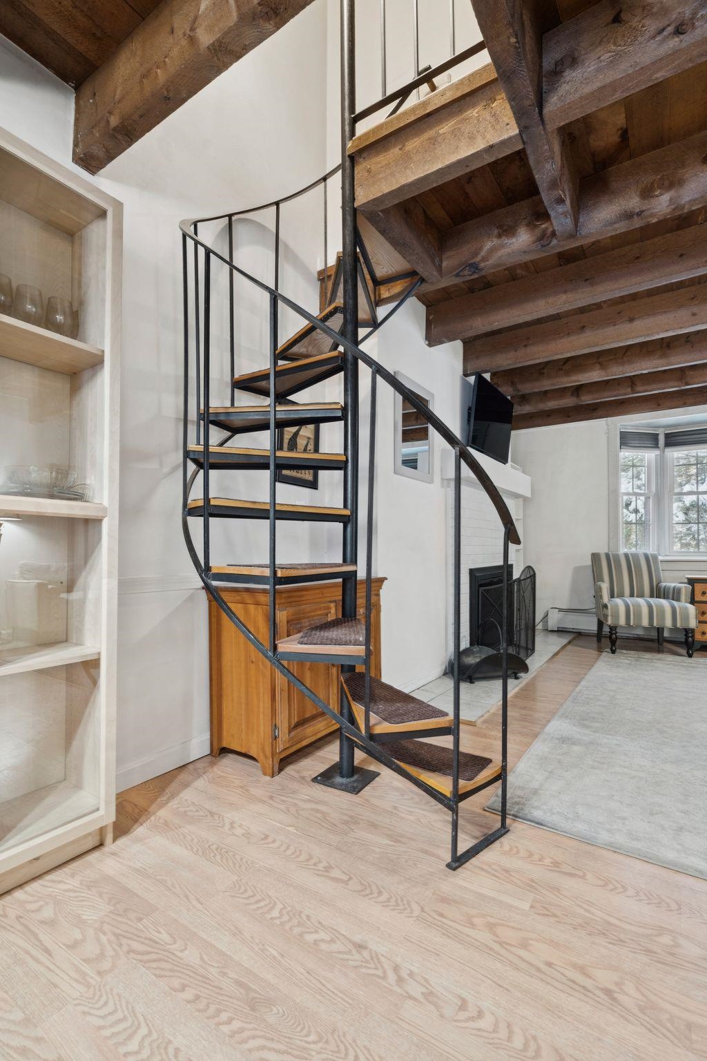 Homes for sale in Hartford, VT | 574 Willard Rd #1E, Hartford, VT 05001 | MLS# 5075225