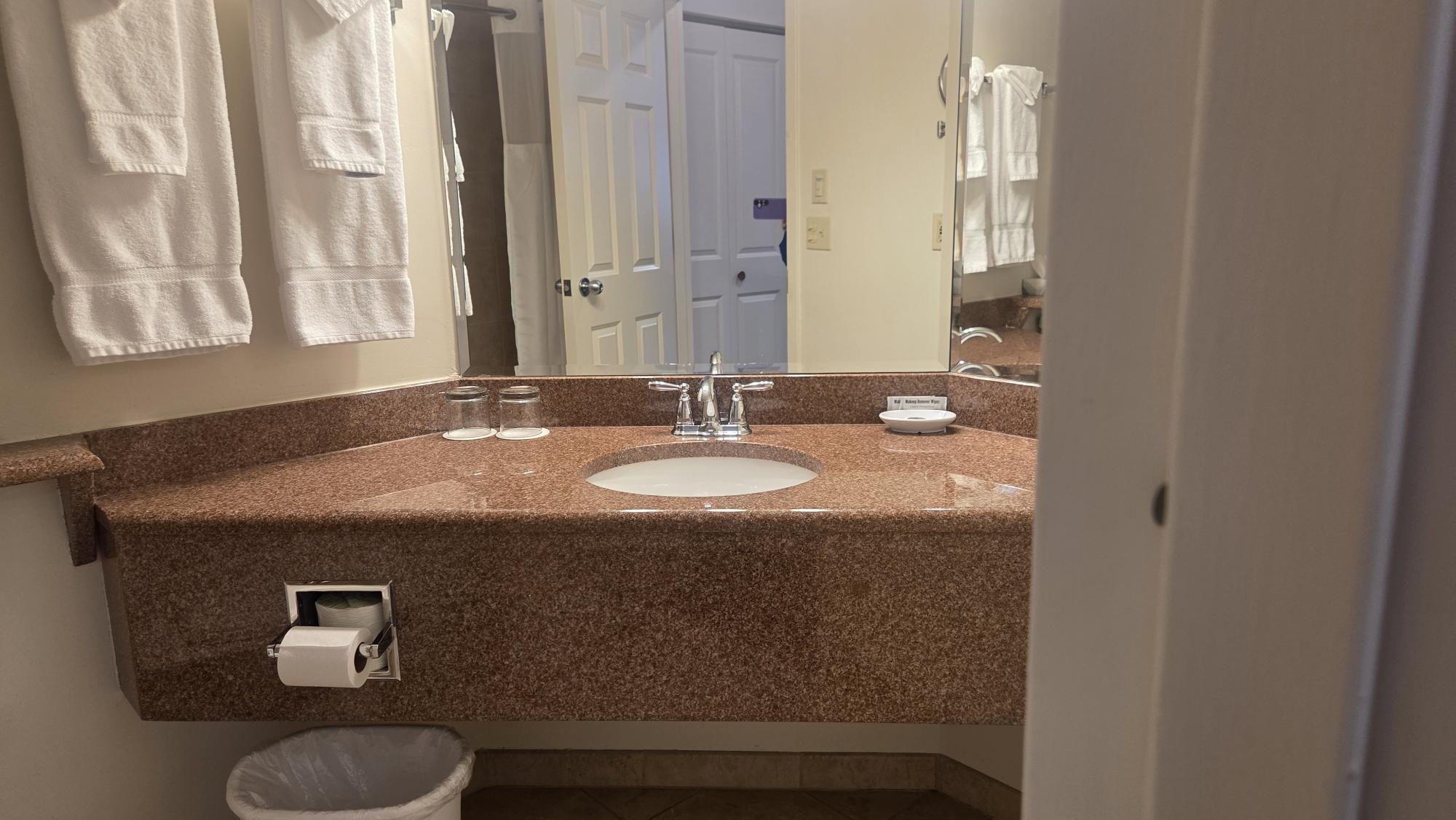 90 Loon Mountain Rd, Lincoln, NH 03251