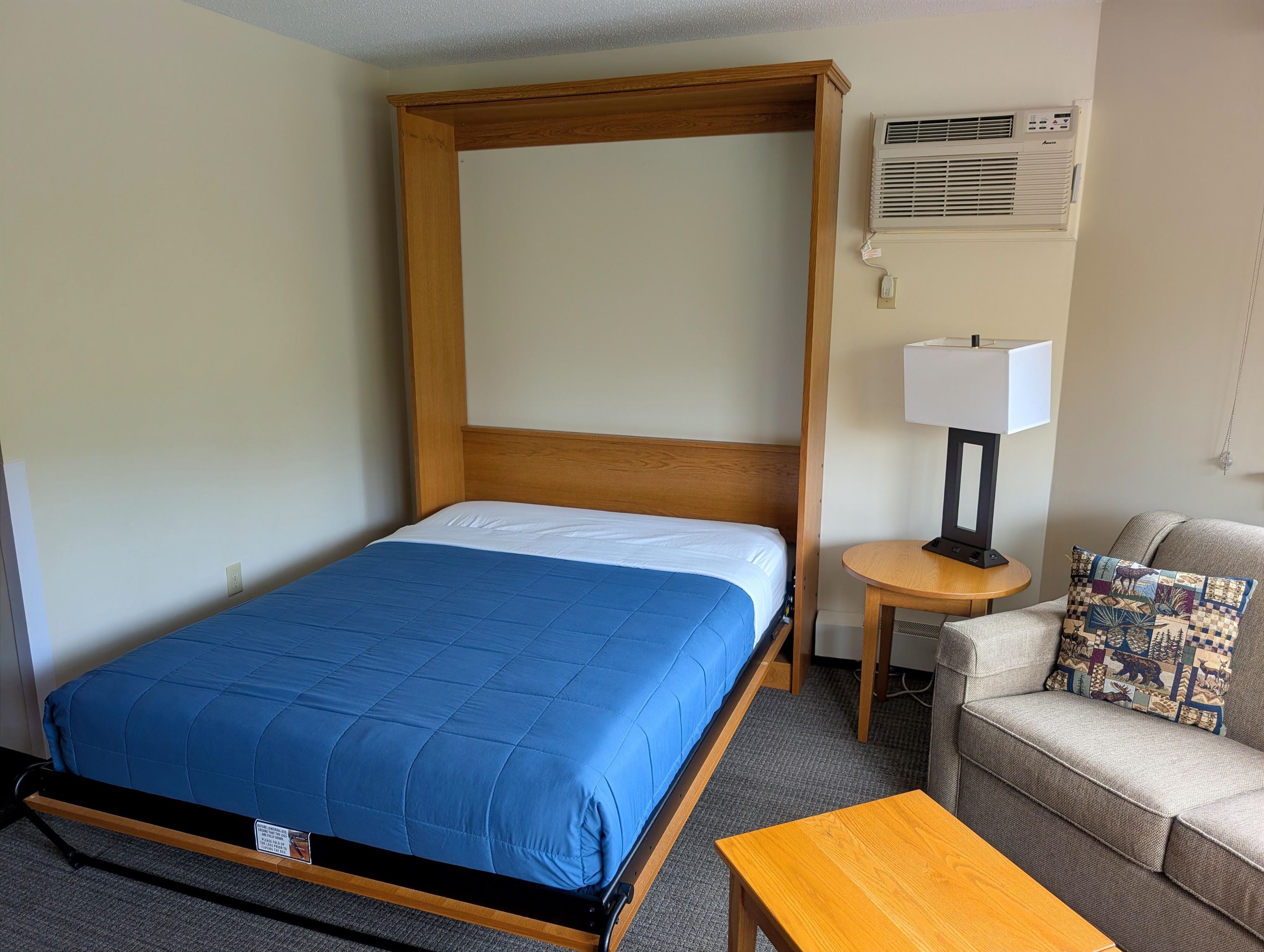 90 Loon Mountain Rd, Lincoln, NH 03251