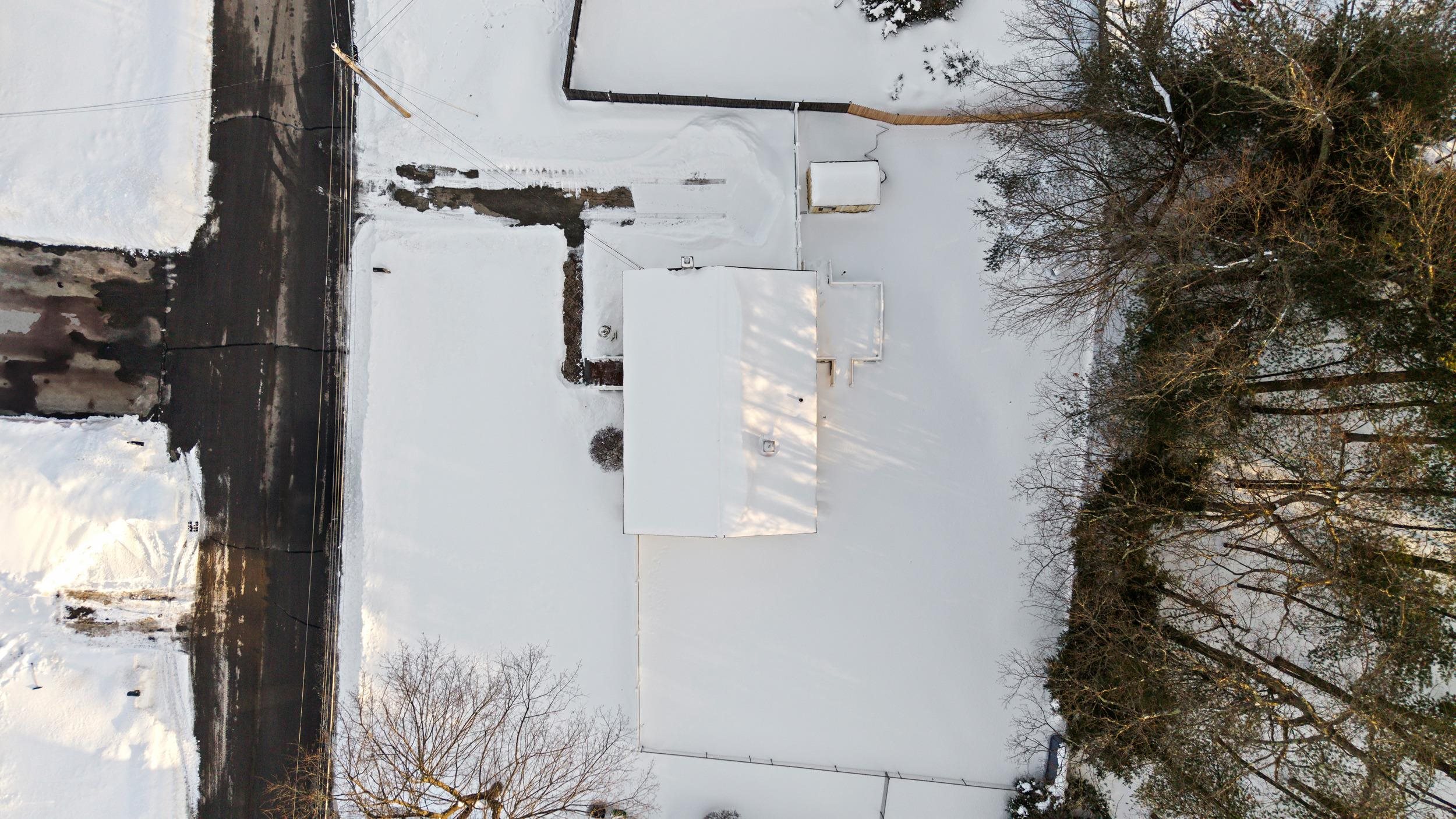 4 Portchester Dr, Nashua, NH 03062