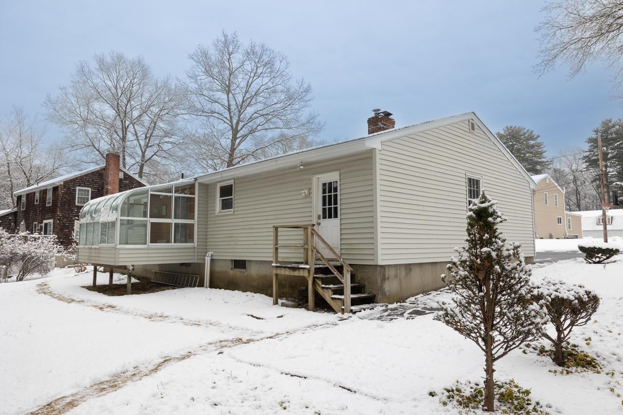 36 Milbern Ave, Hampton, NH 03842