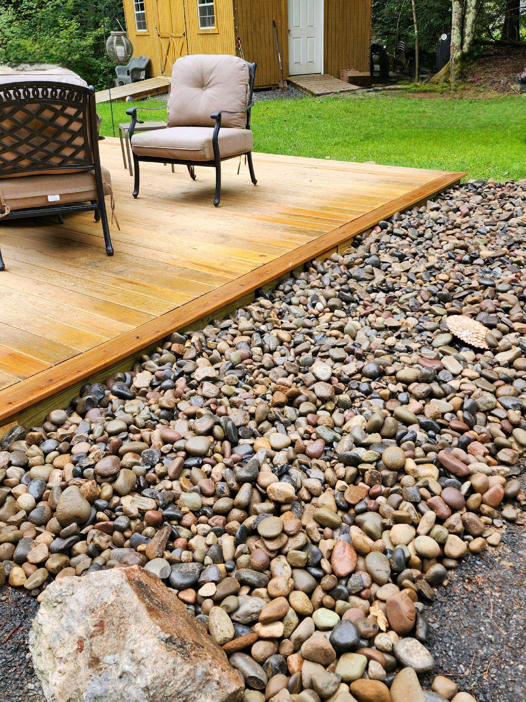 66 Hawke Ln, Danville, NH 03819