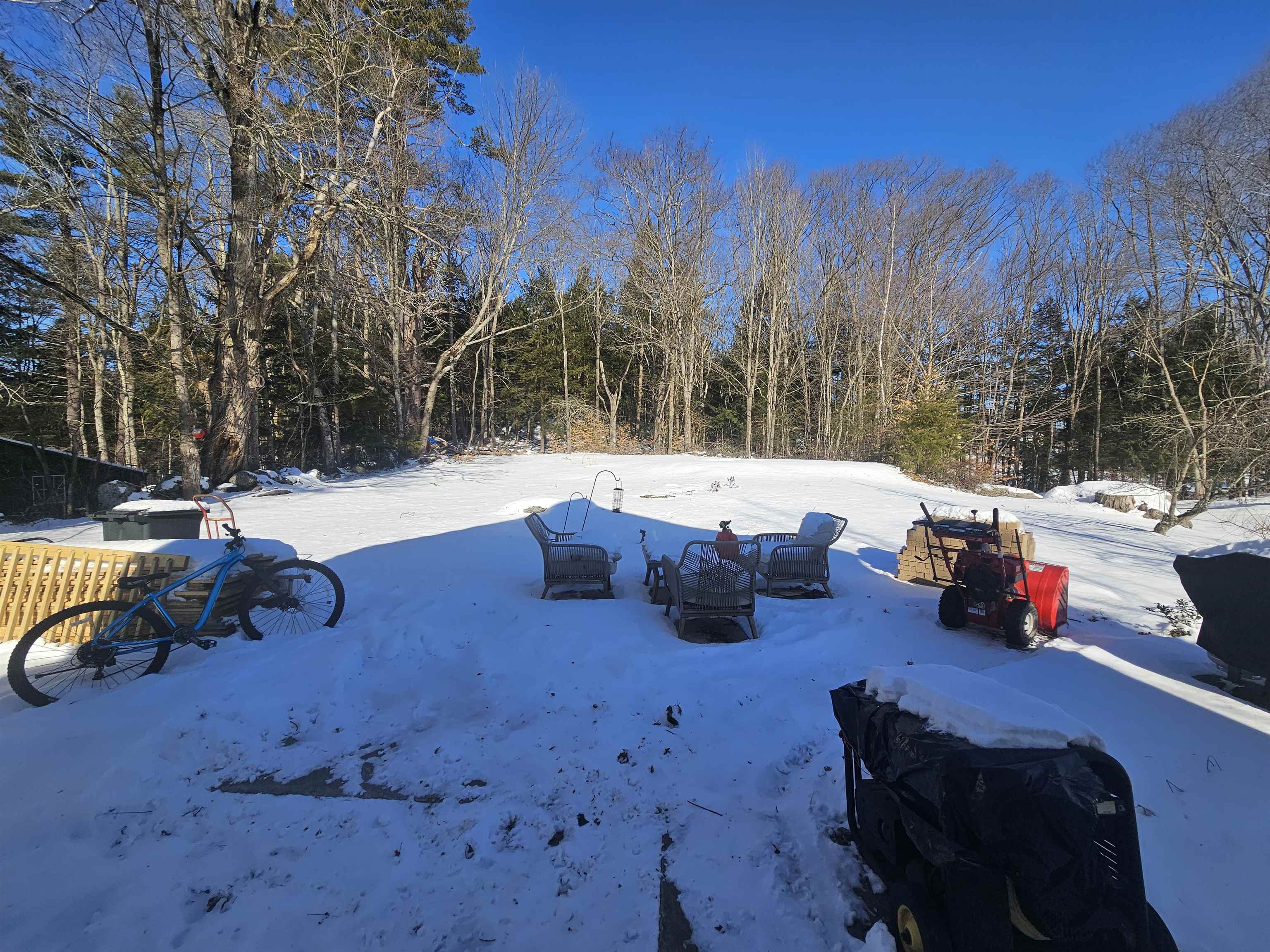 31 Pleasant St, Antrim, NH 03440