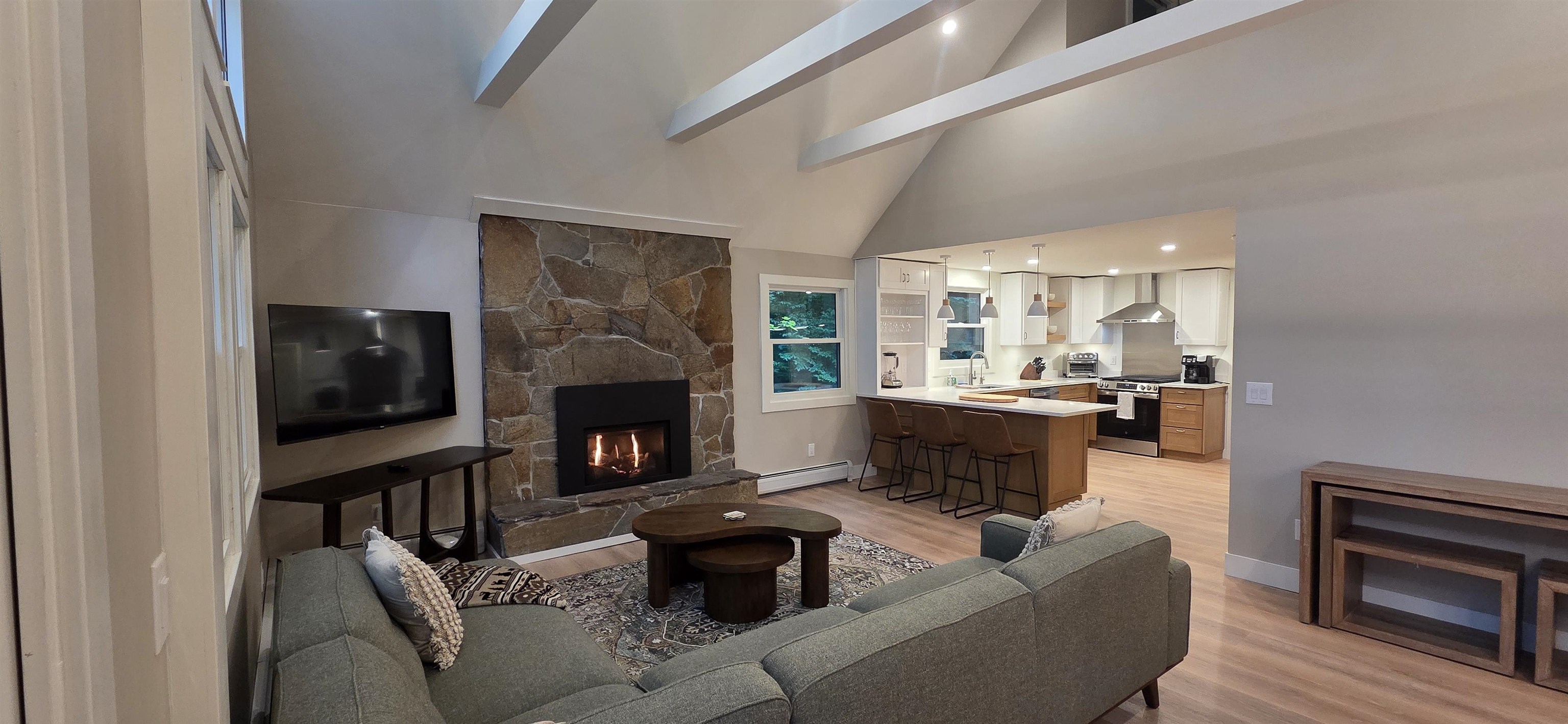 Photo 2 of Single family home for sale at 373 Tanglewood Dr, Killington, VT 05751 | MLS# 5075254 | Listing updated on 2026-09-17