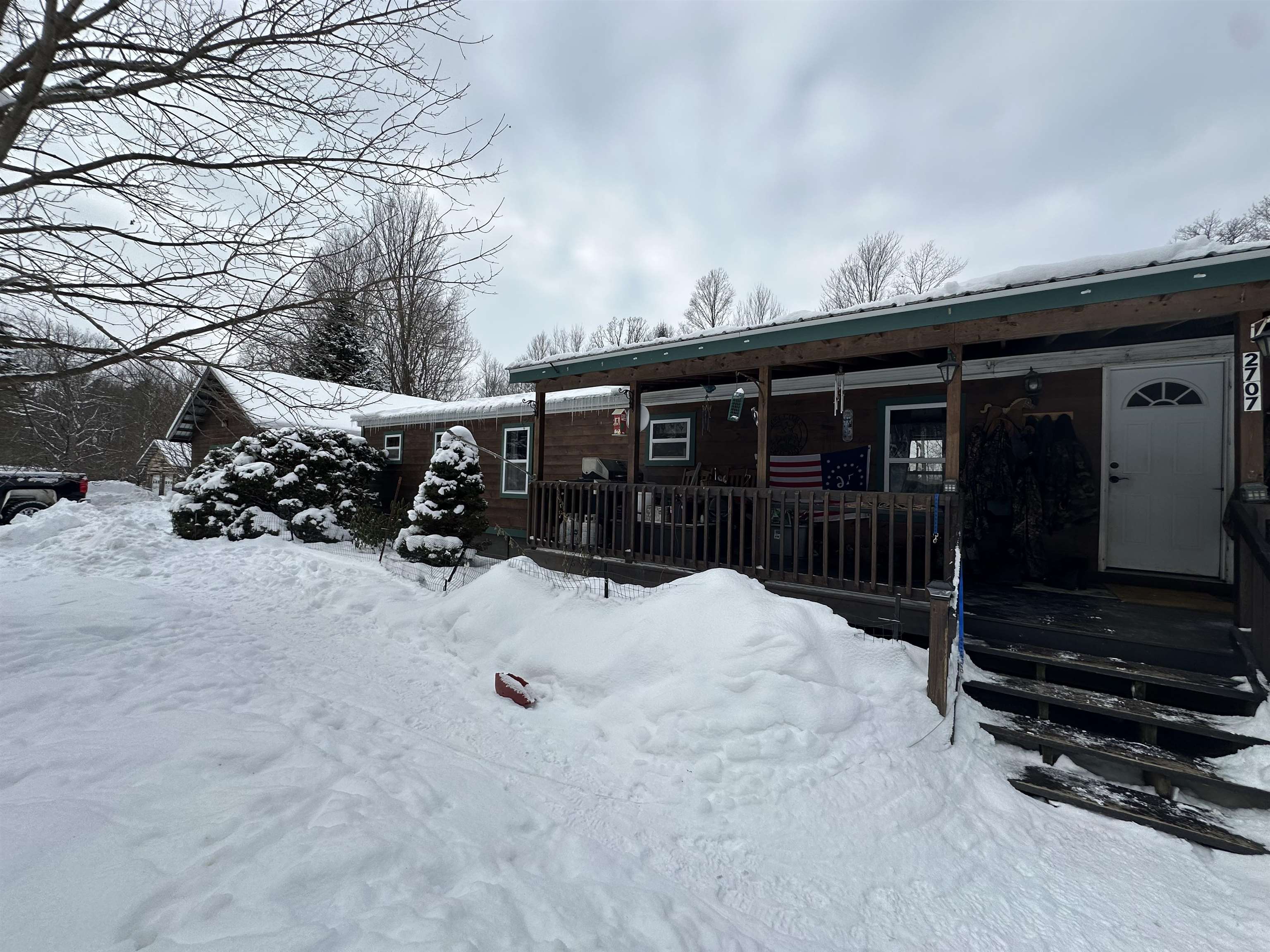 Homes for sale in Salisbury, VT | 2707 Upper Plains Rd, Salisbury, VT 05769 | MLS# 5075260