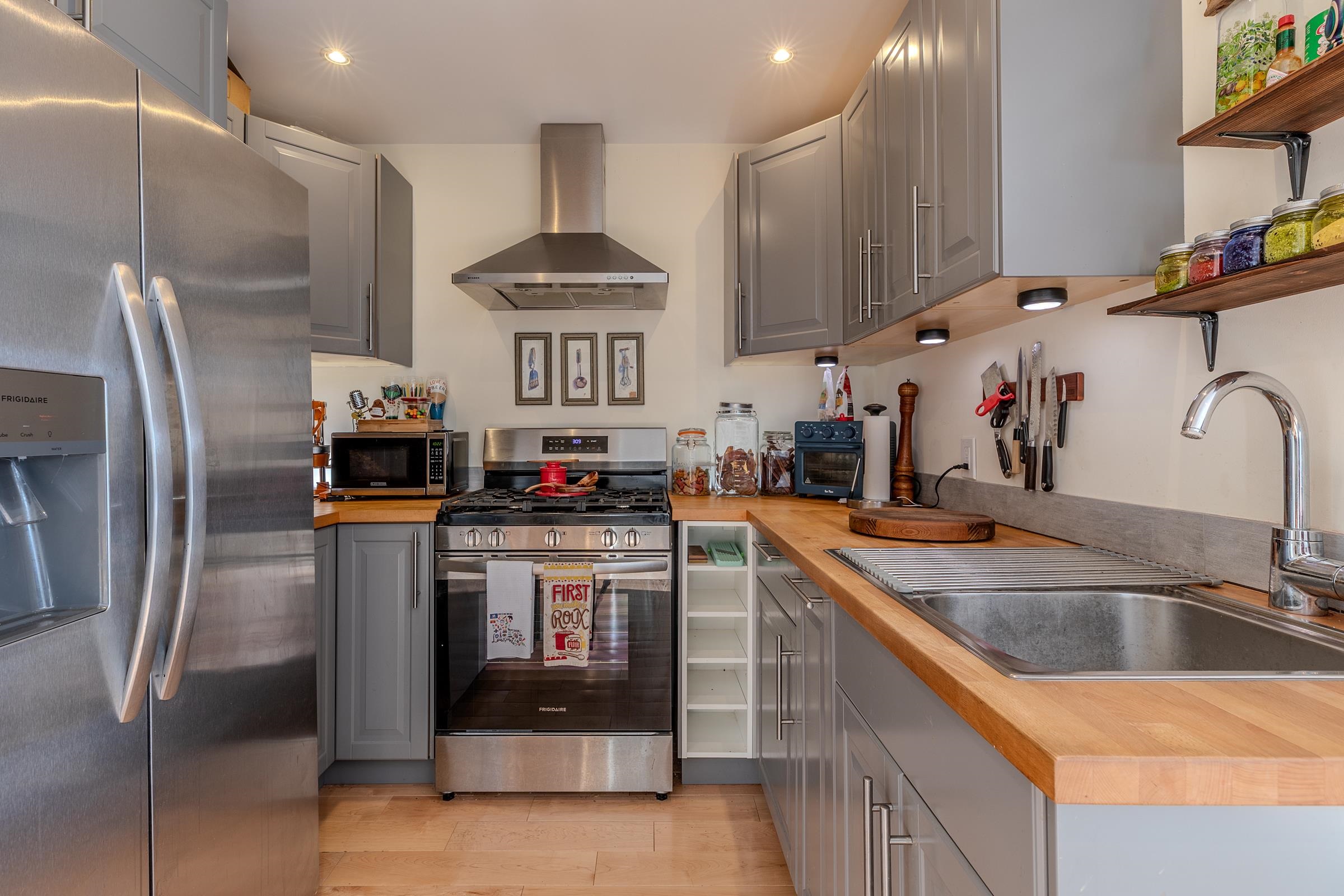 Property photo 46