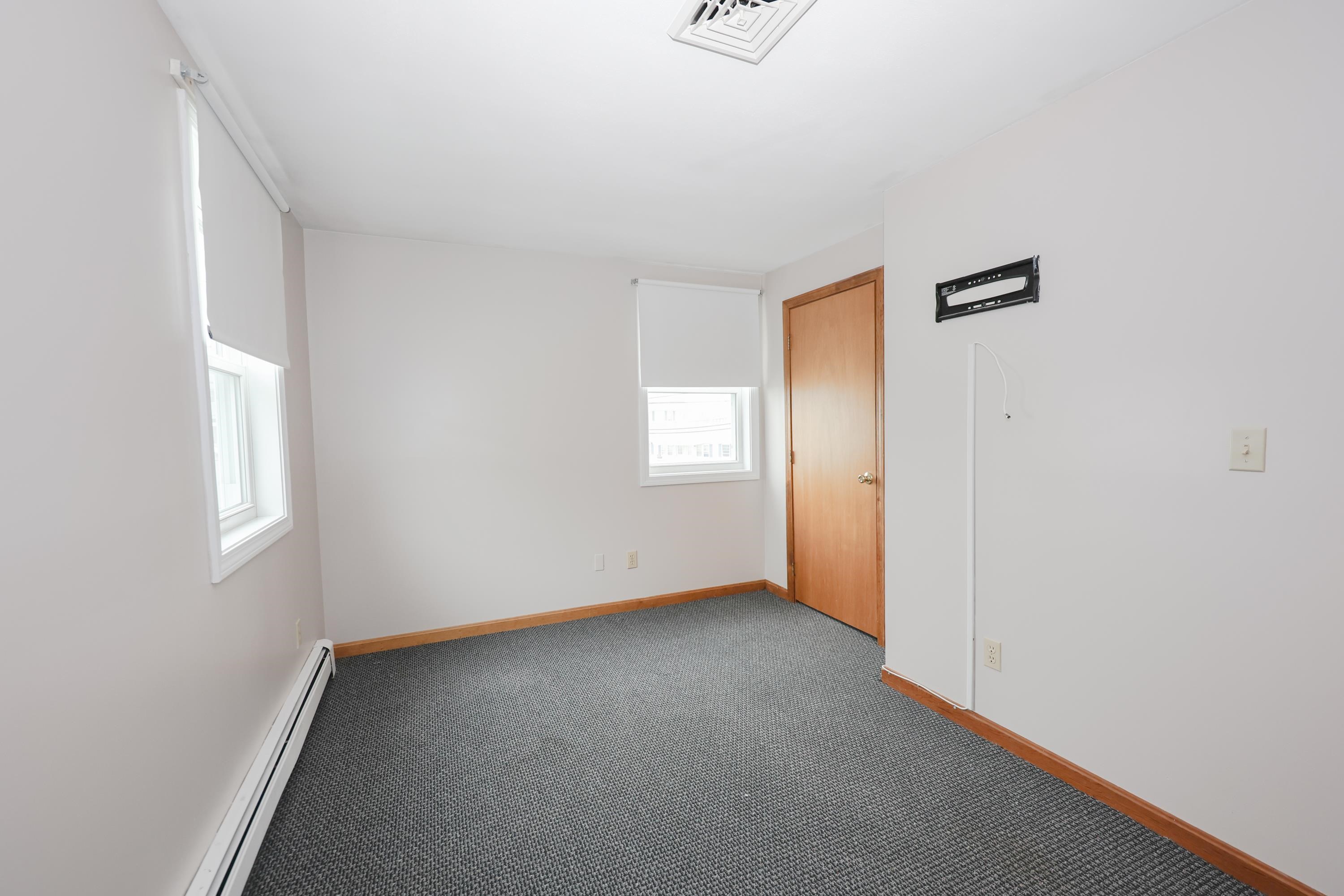 42 Brown Ave, Hampton, NH 03842