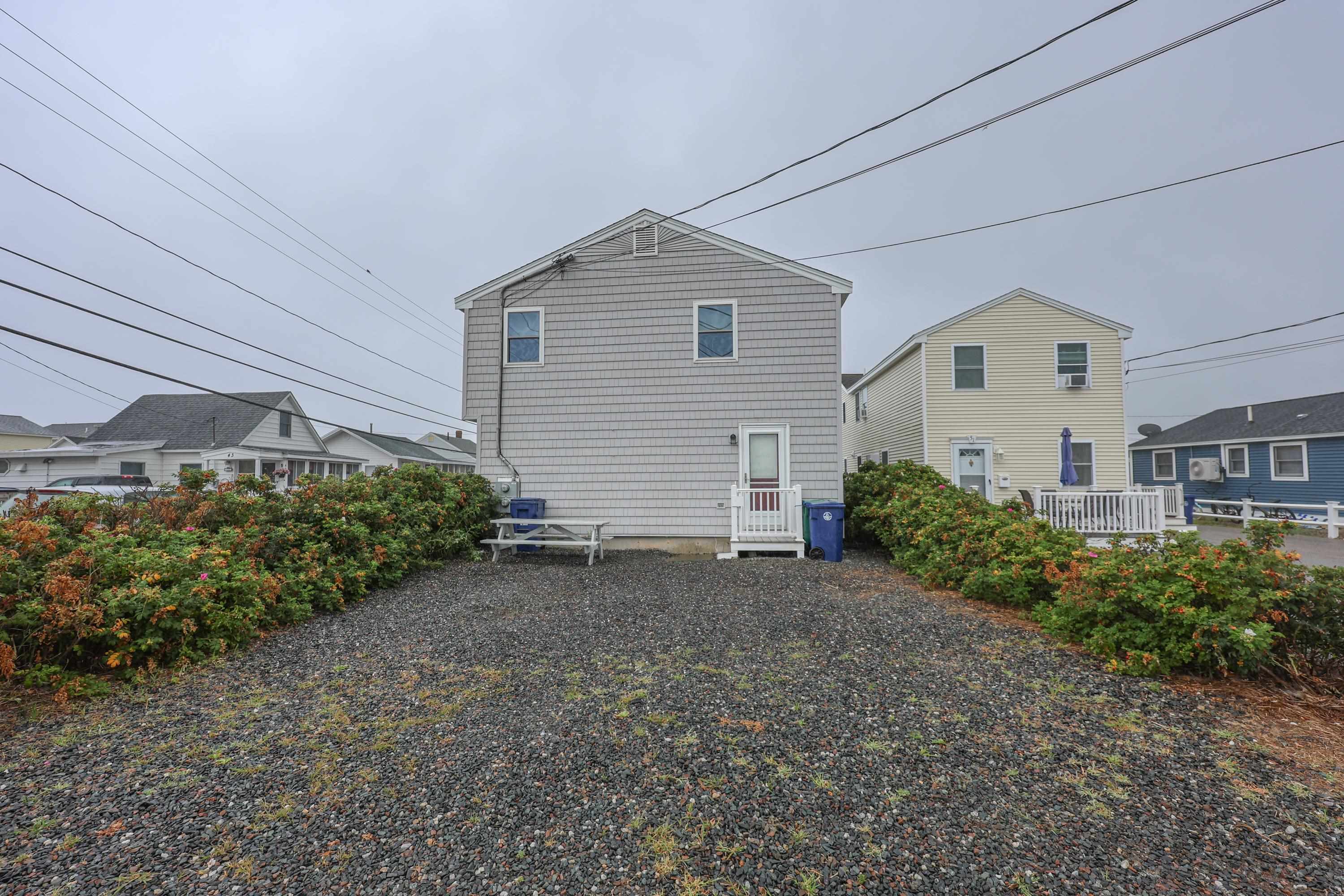 42 Brown Ave, Hampton, NH 03842