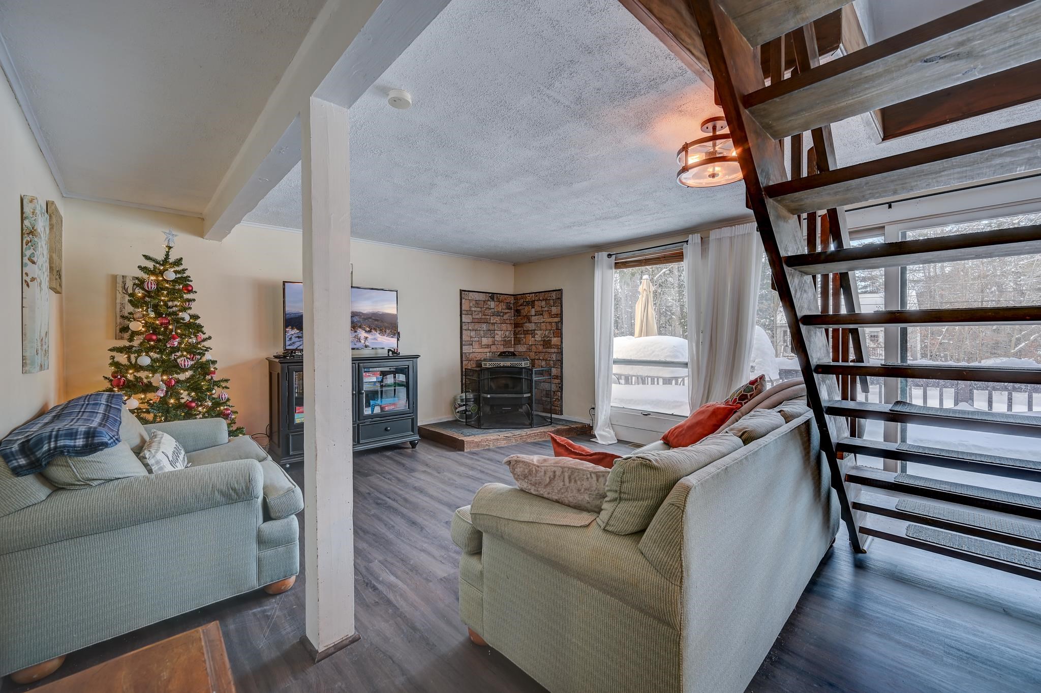 2 Grachen Dr, Madison, NH 03849