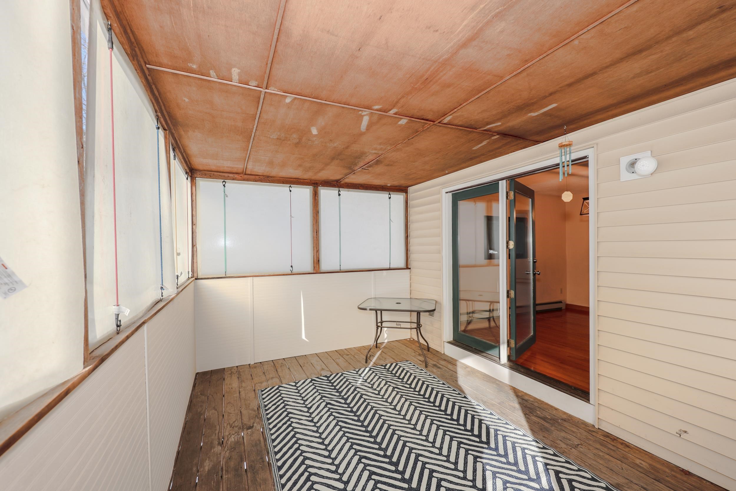 40 Joanne Dr, Hooksett, NH 03106