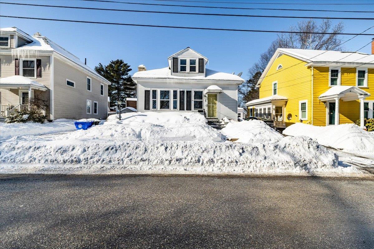 89 Summerside Ave, Manchester, NH 03102