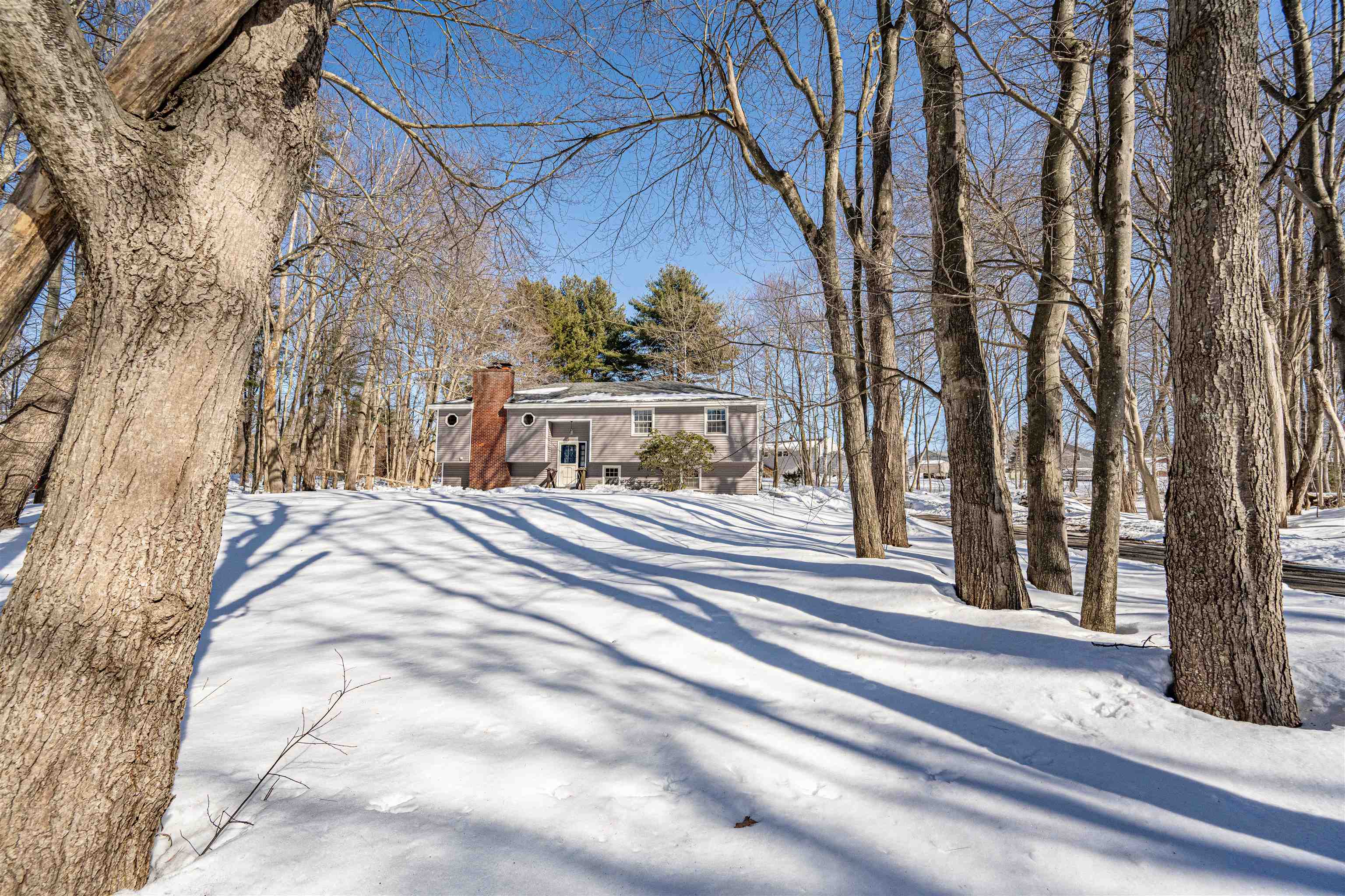 144 N Policy St, Salem, NH 03079