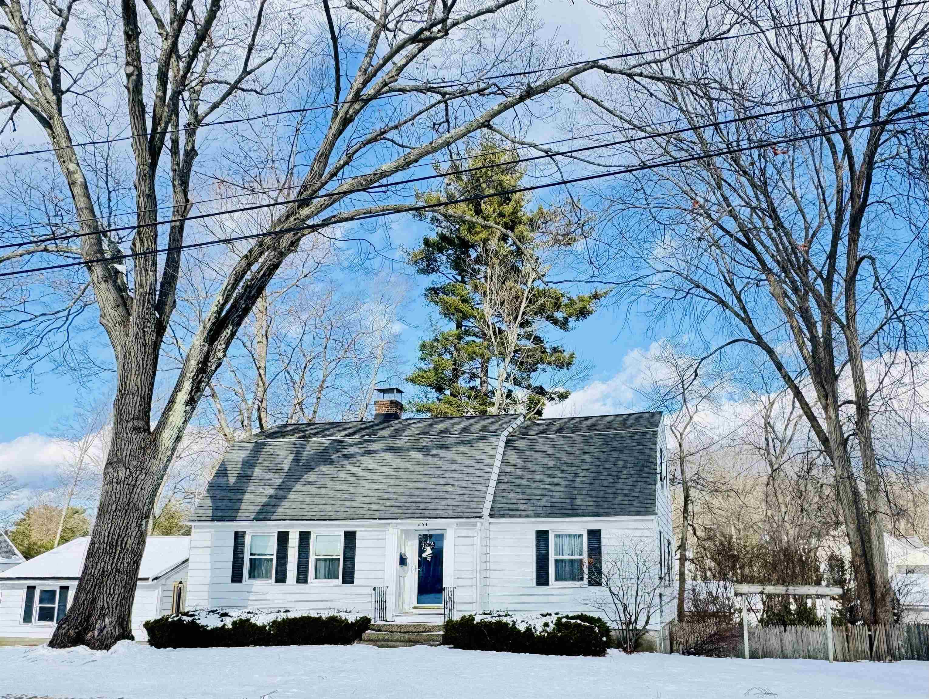 Featured Listing Photo