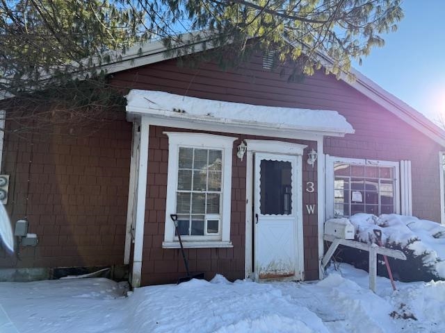 3 Newport Ave, Newport, NH 03773