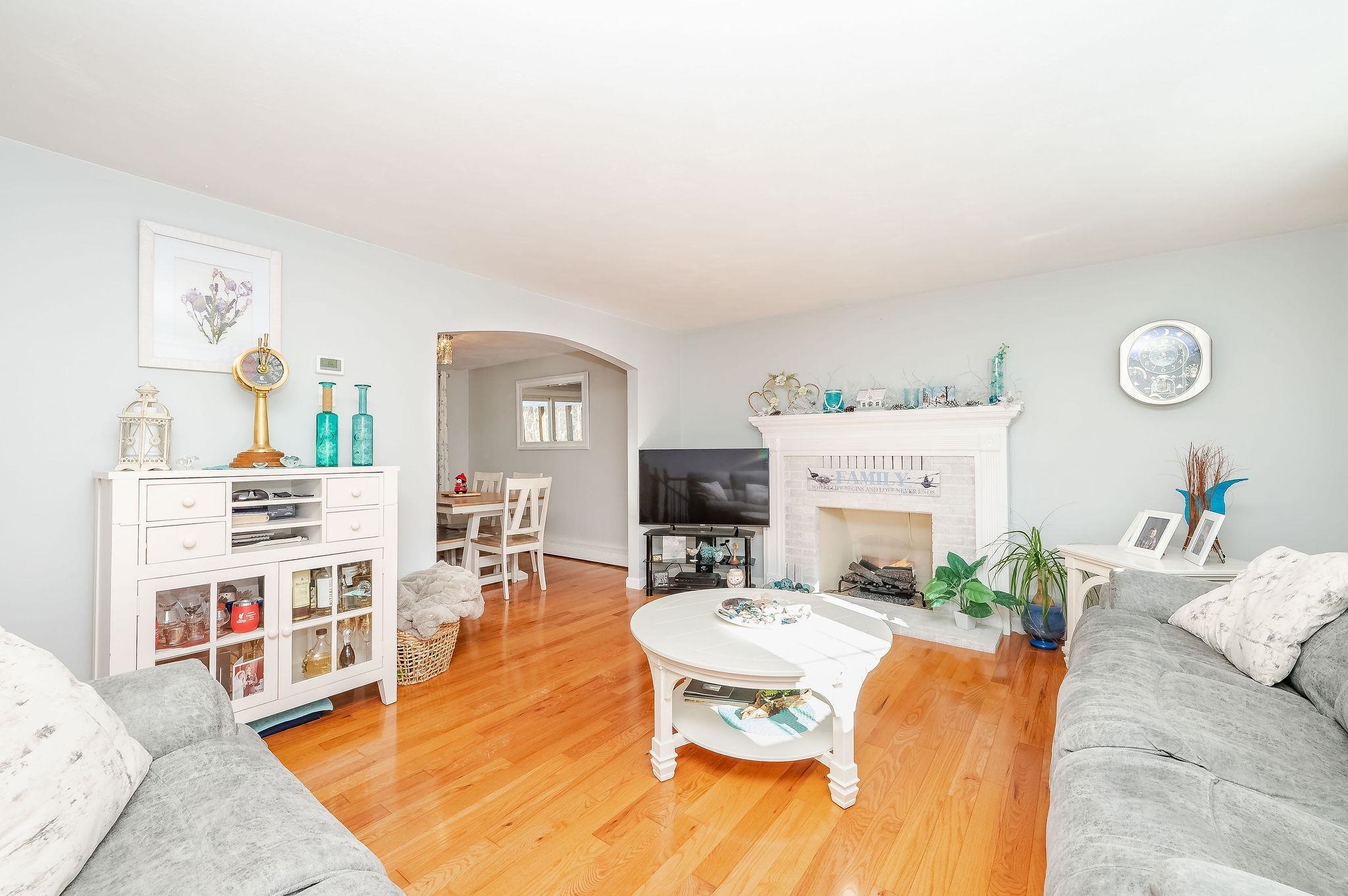 Homes for sale in South Berwick, ME | 34 Beaver Dam Rd, South Berwick, ME 03908 | MLS# 5075349