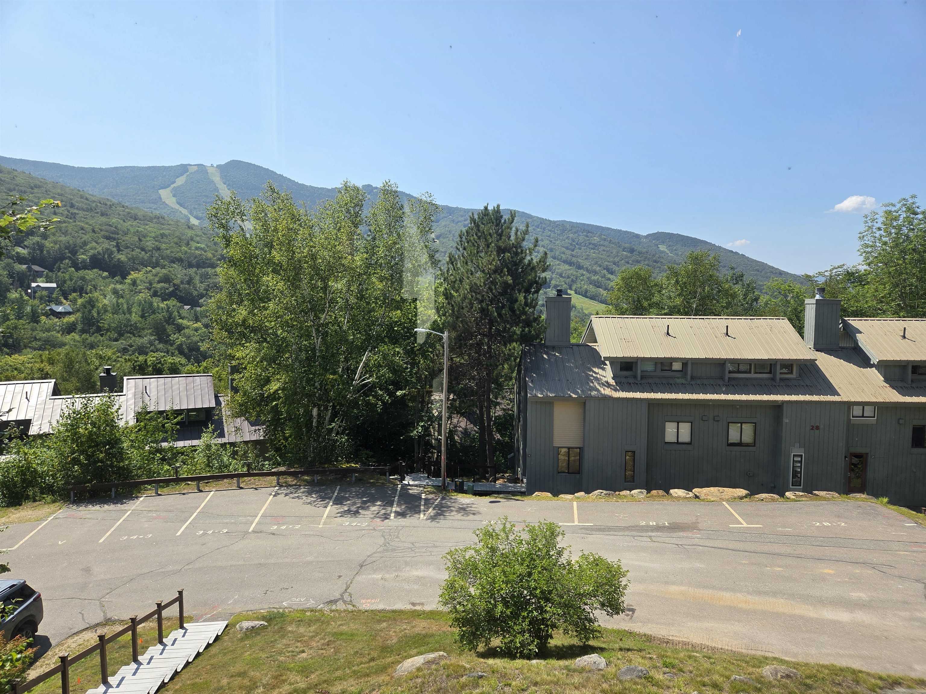 27 Ravine Ln #1, Lincoln, NH 03251