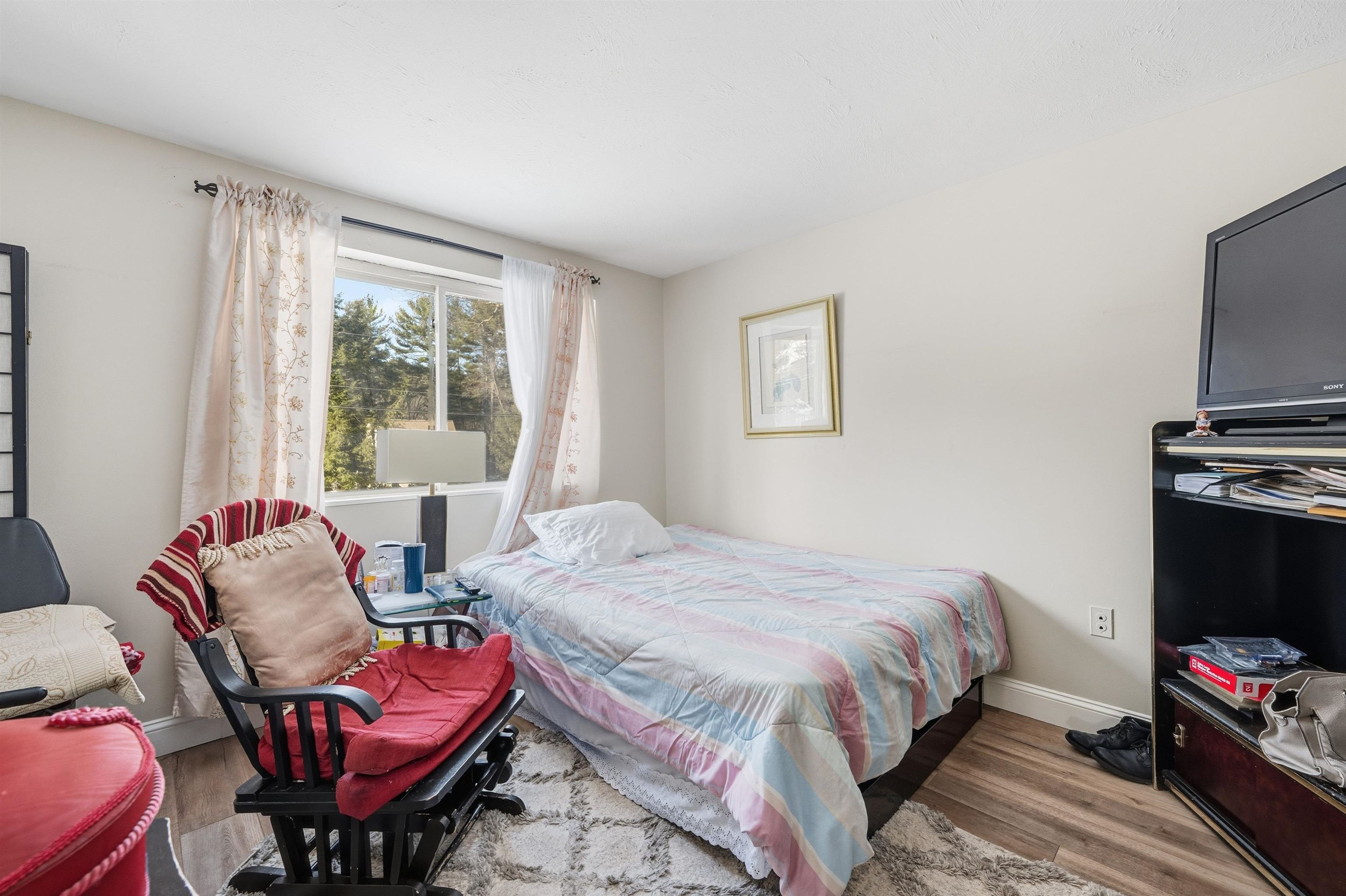 15A David Dr, Hudson, NH 03051