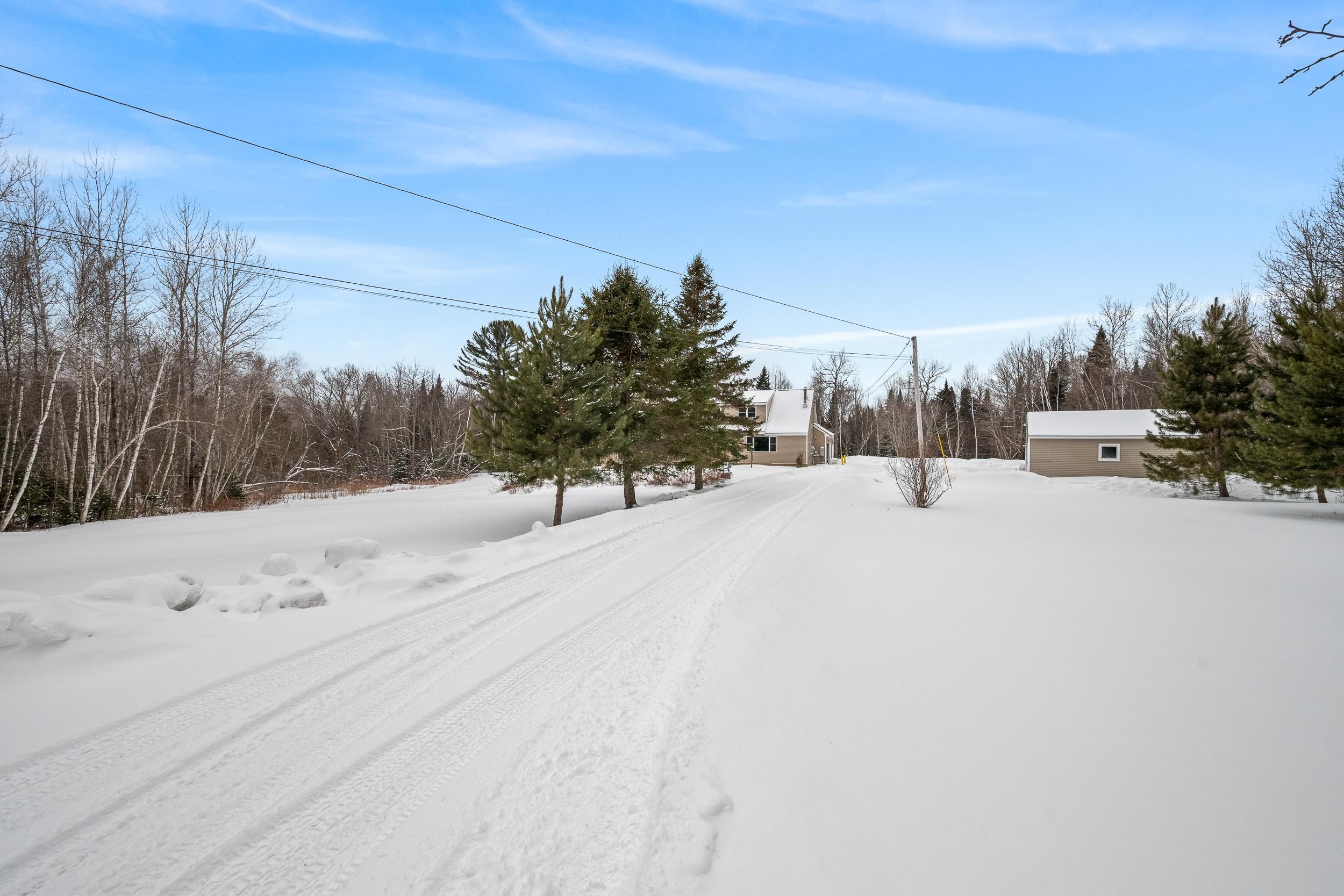 18 Stoddard Rd, Columbia, NH 03576
