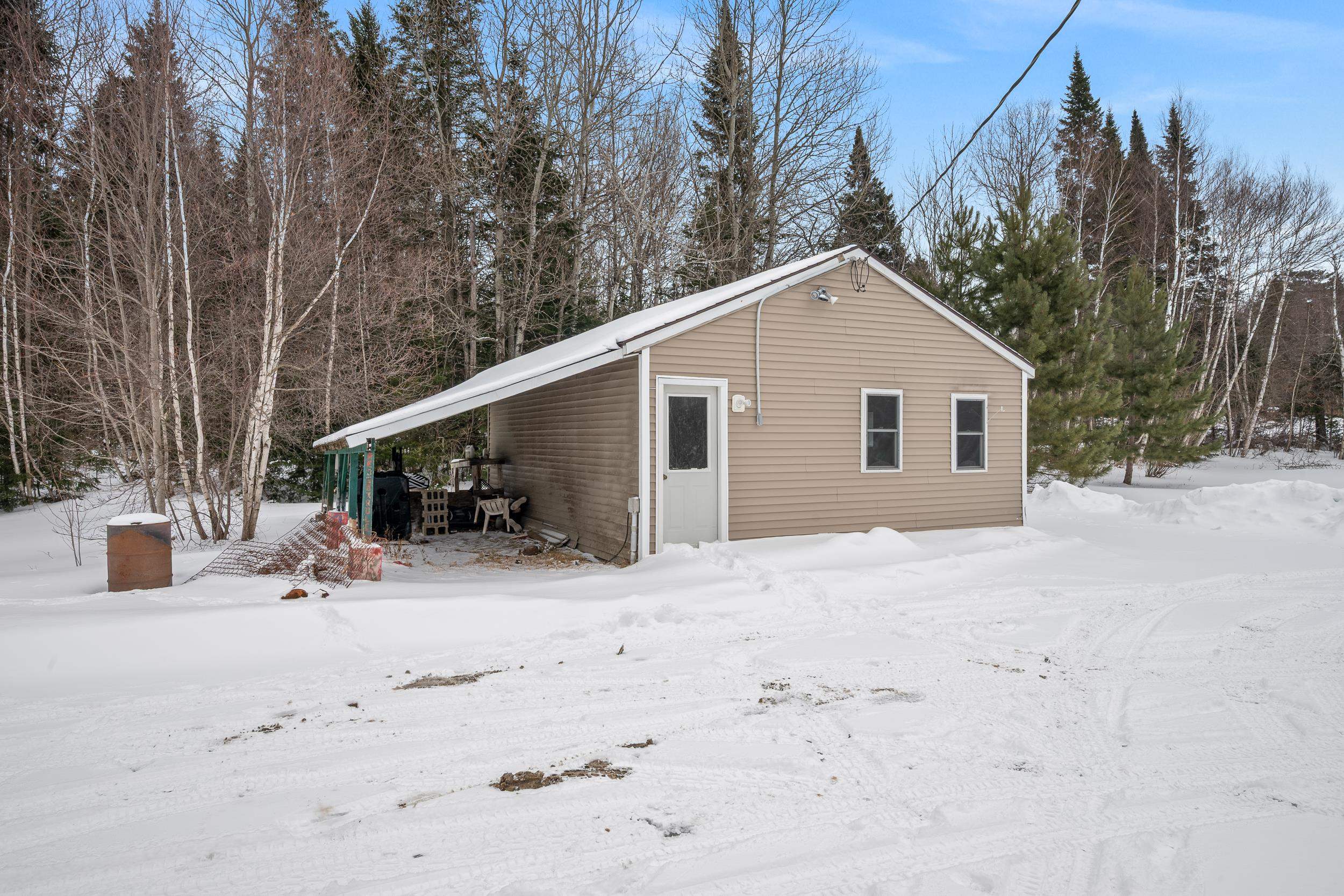 18 Stoddard Rd, Columbia, NH 03576