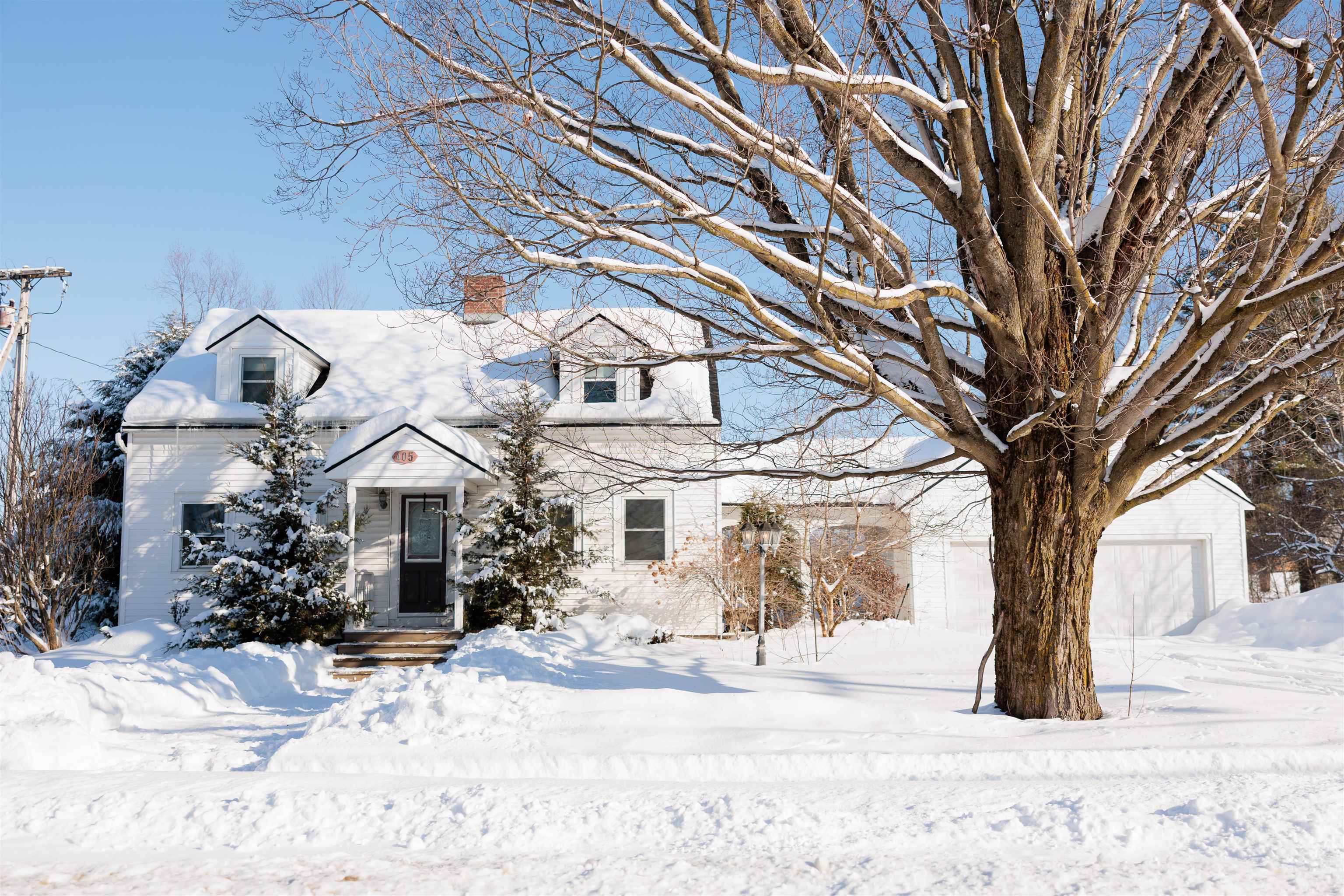 Homes for sale in Derby, VT | 405 Main St, Derby, VT 05829 | MLS# 5075394