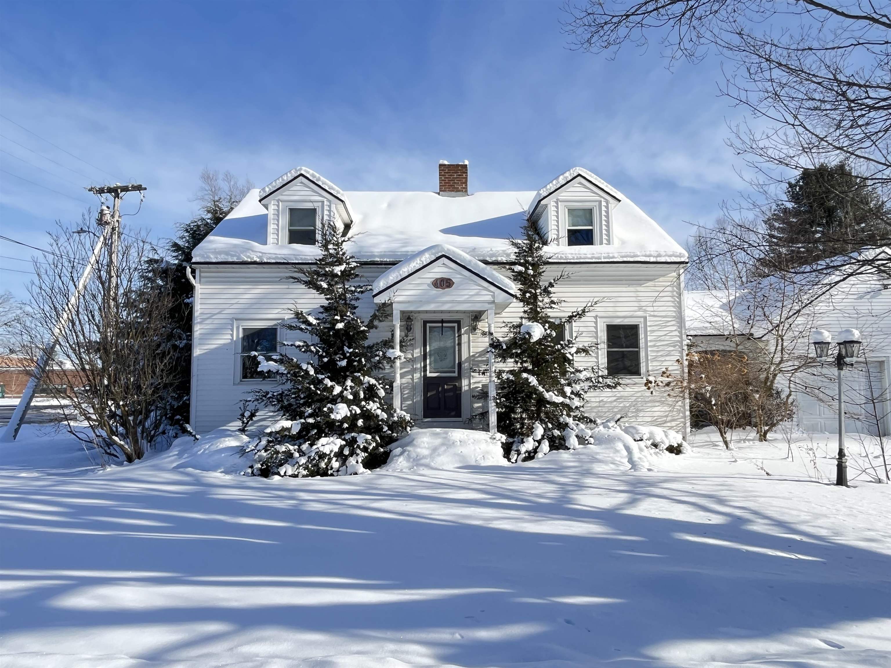 Homes for sale in Derby, VT | 405 Main St, Derby, VT 05829 | MLS# 5075394