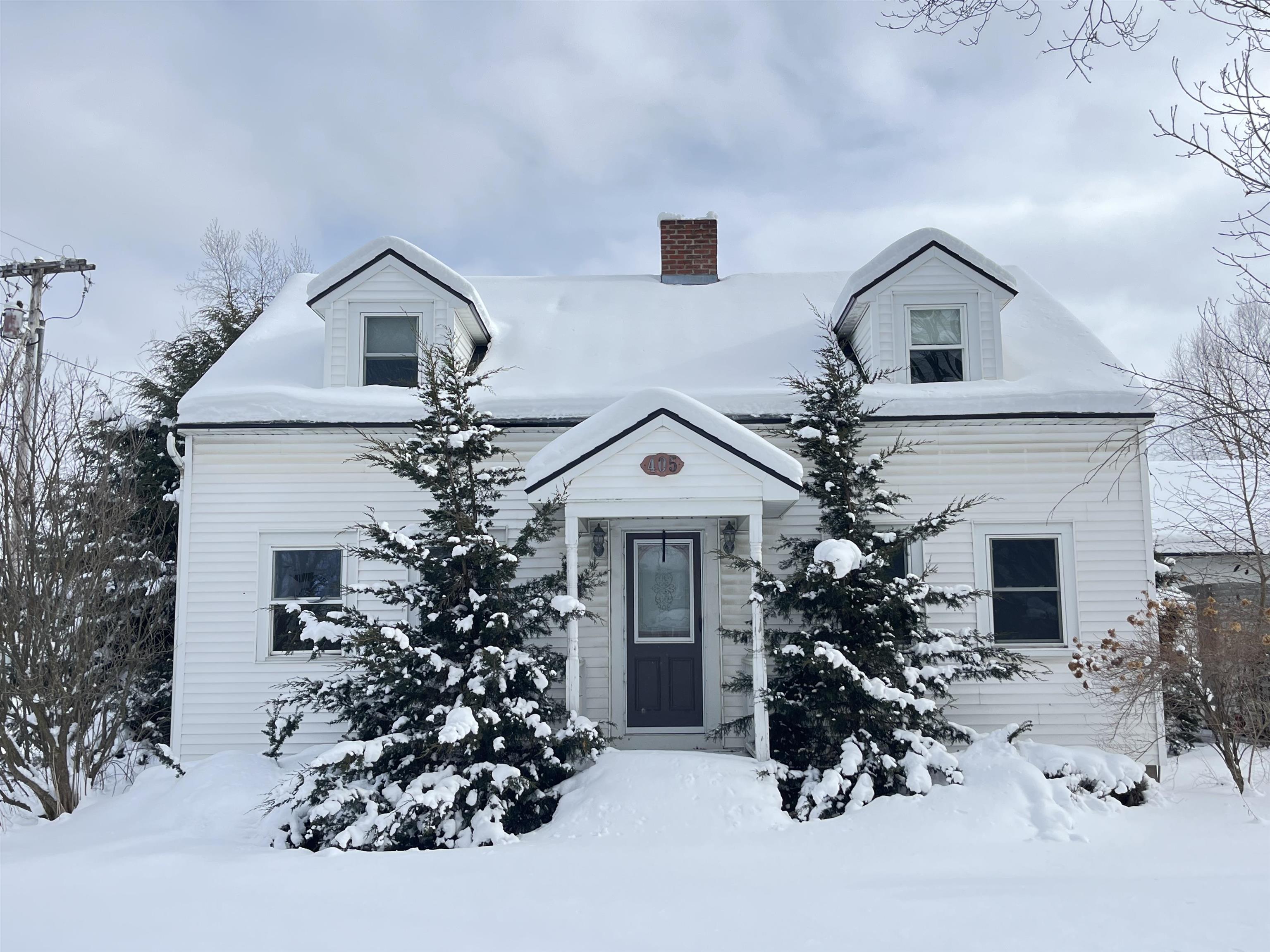 Homes for sale in Derby, VT | 405 Main St, Derby, VT 05829 | MLS# 5075394